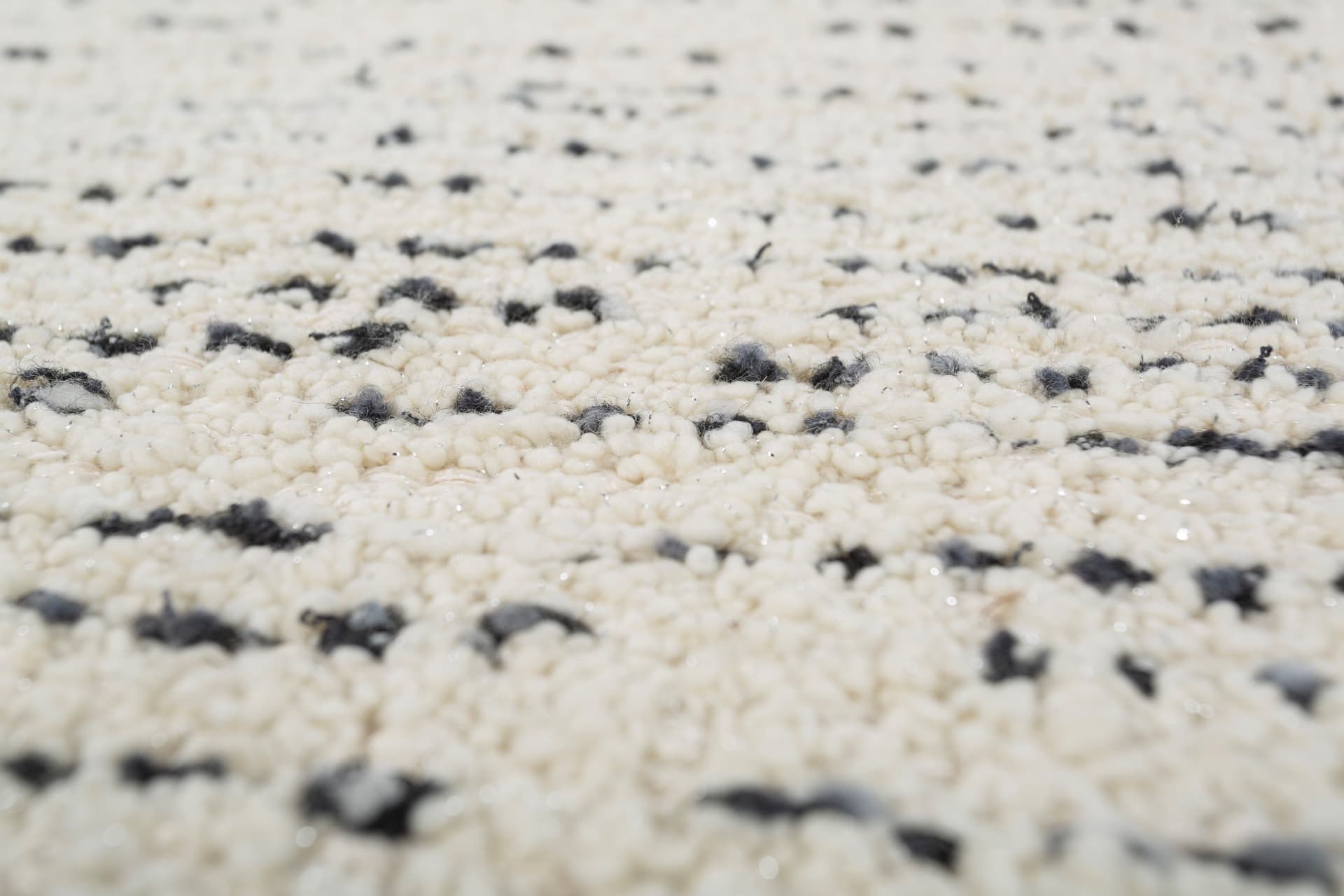 Jaipur Rugs
INTRIGUE ADAR-1003
Rectangular fabric rug