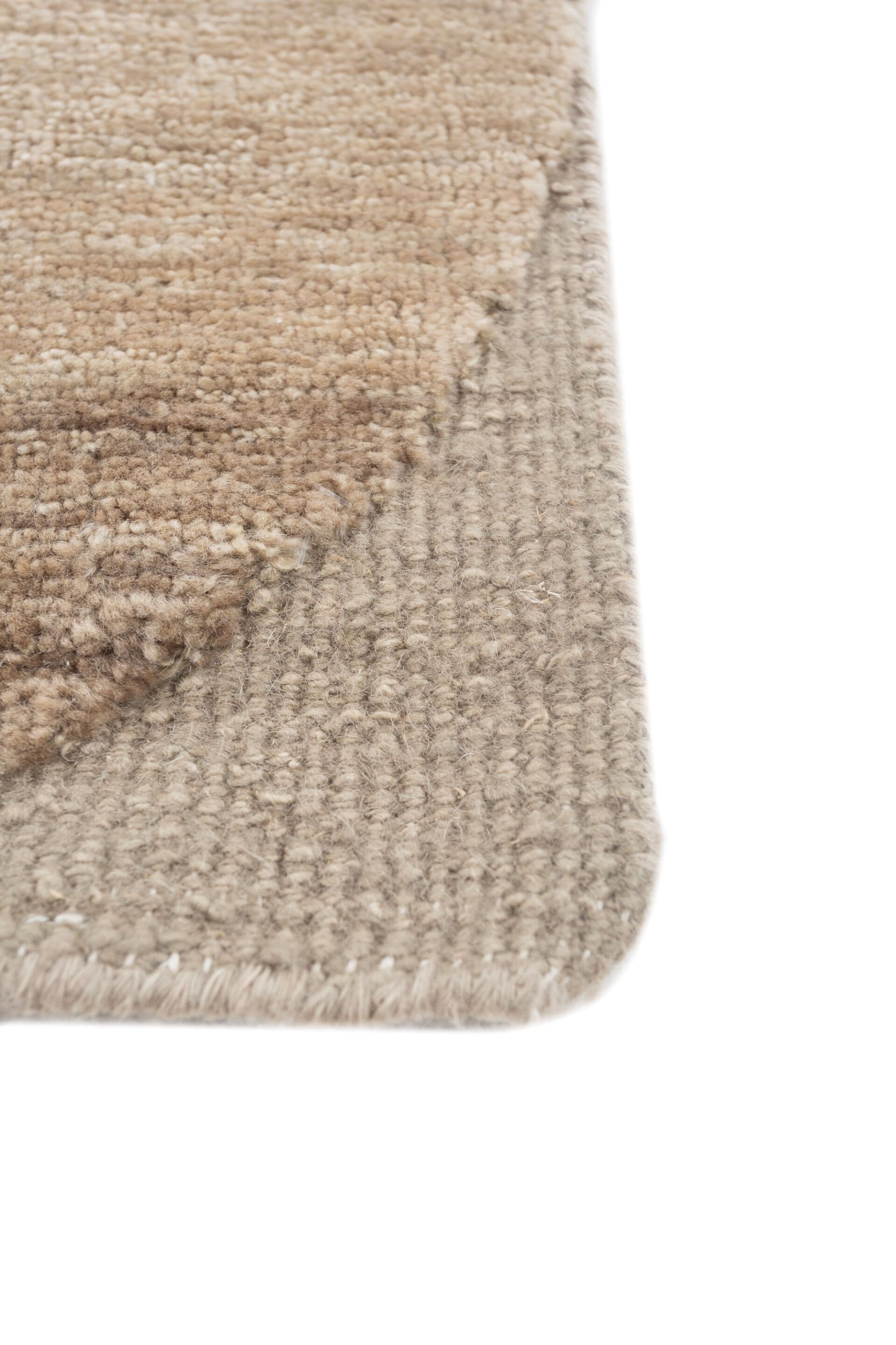 Jaipur Rugs
ZURI AKWL-1784 GRAY
Handmade rectangular wool rug