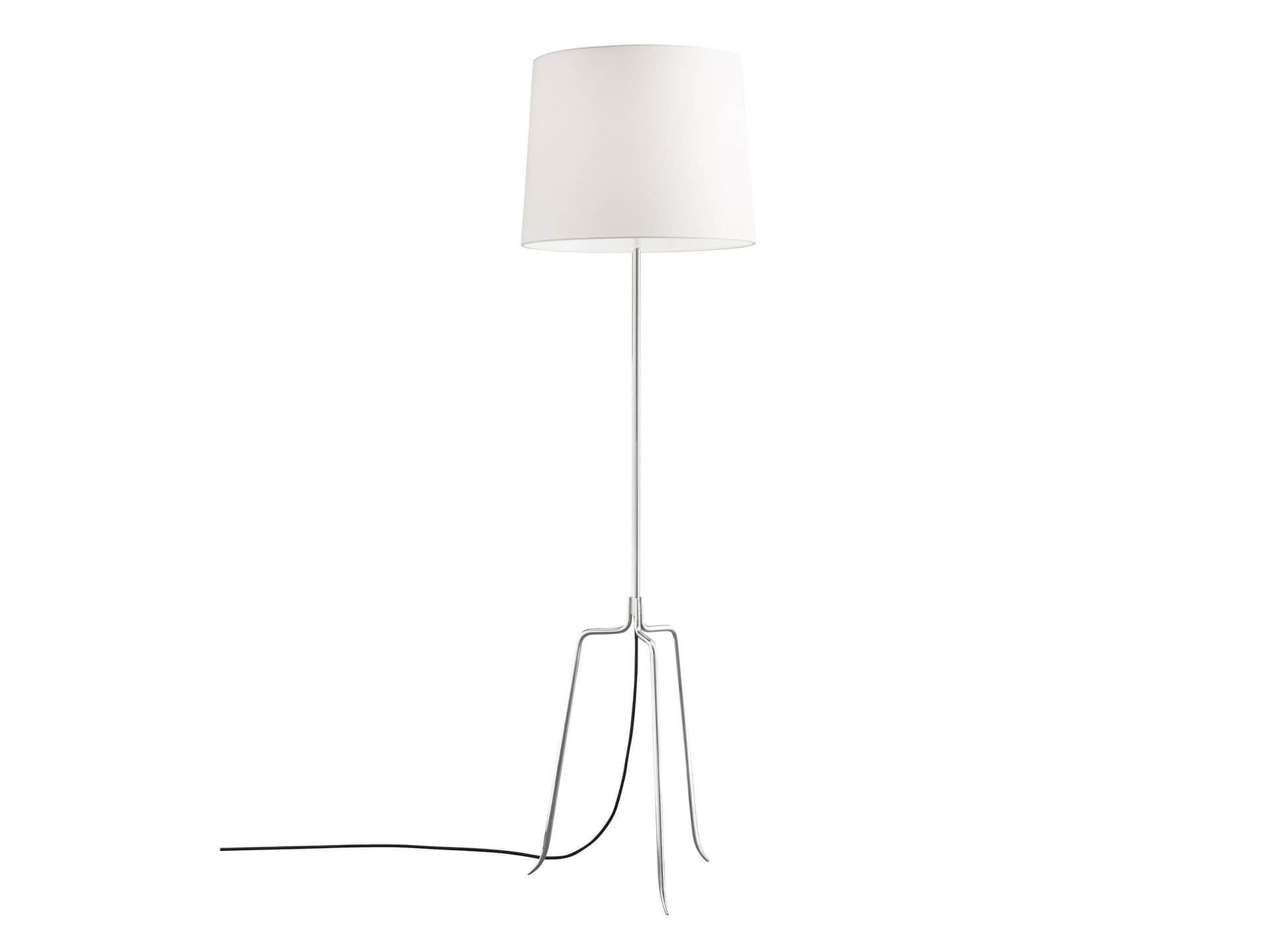 Kalmar
DREISTELZ
Metal floor lamp with silk lampshade