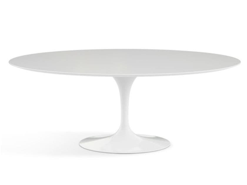 Knoll
TULIP
Oval table with laminate top and aluminium base