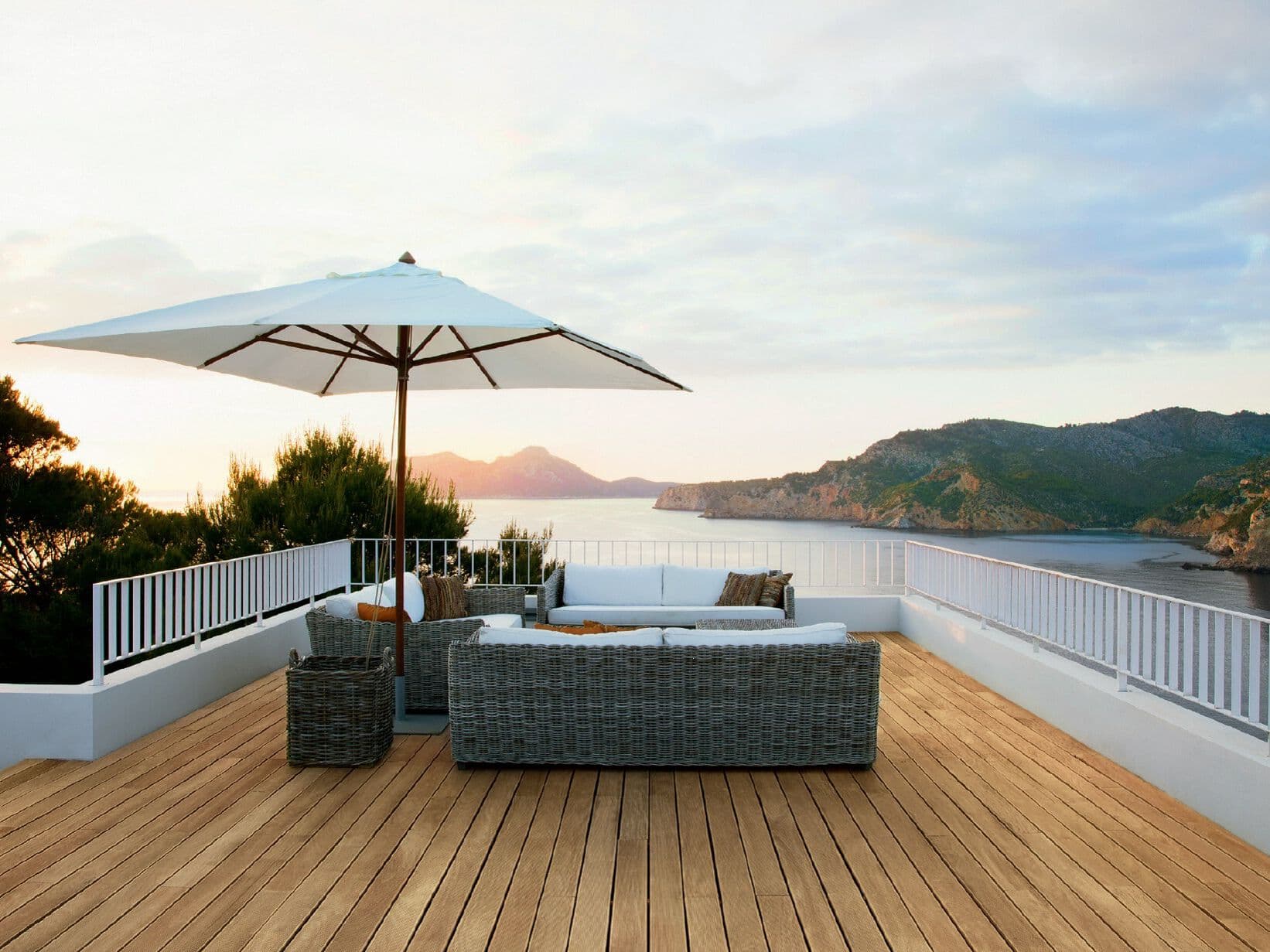 La San Marco Profili
TEAK DECKING
Teak decking