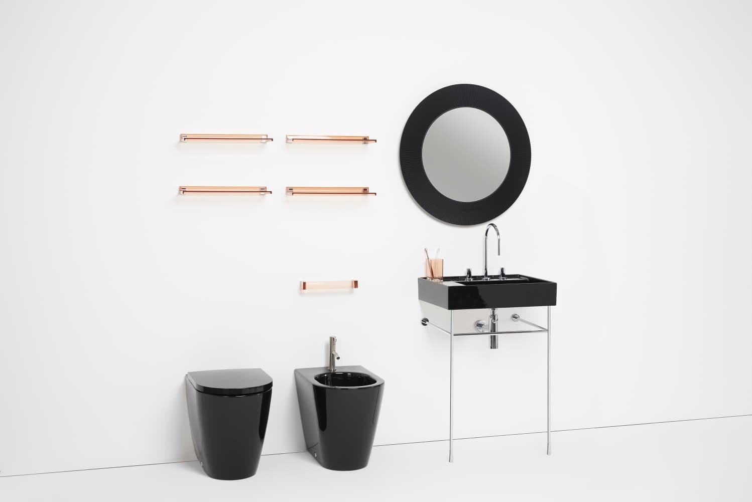 Laufen
ALL SAINTS
Wall-mounted round framed bathroom mirror