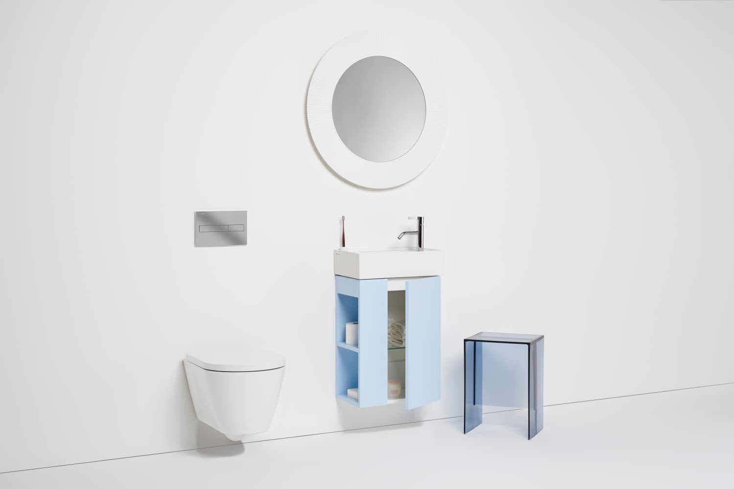 Laufen
KARTELL • LAUFEN
Compact rimless wall-hung toilet