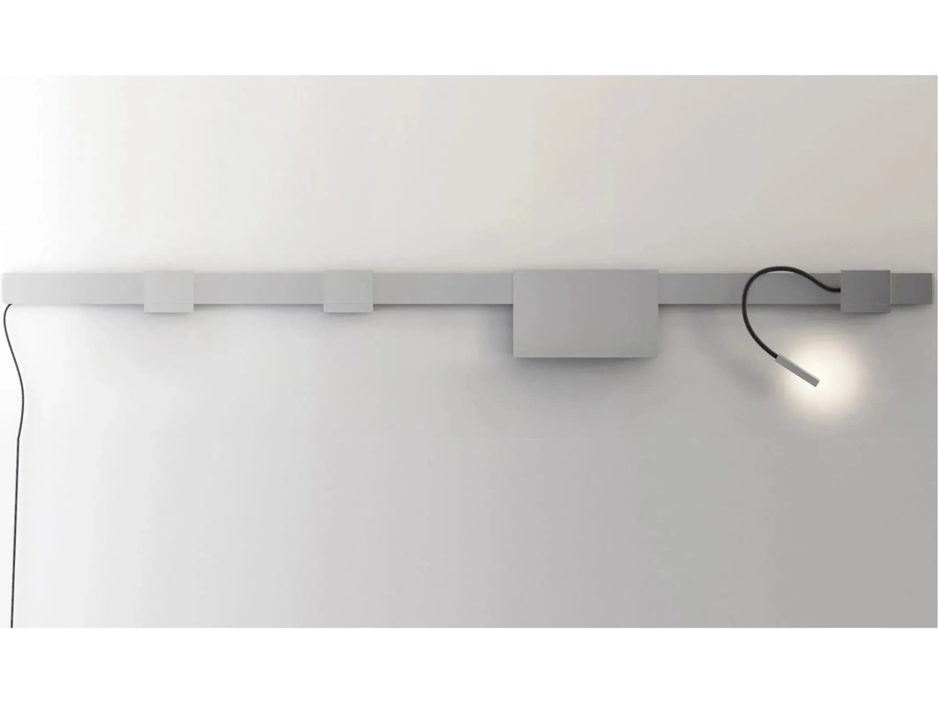 Letroh
NODO PLUG-IN
Electric track for repositionable sockets