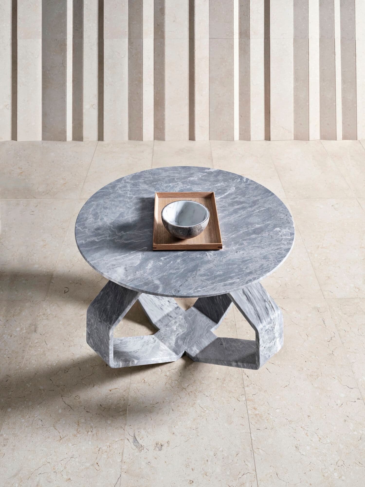 LUCE DI CARRARA
FILONE
Round marble coffee table
