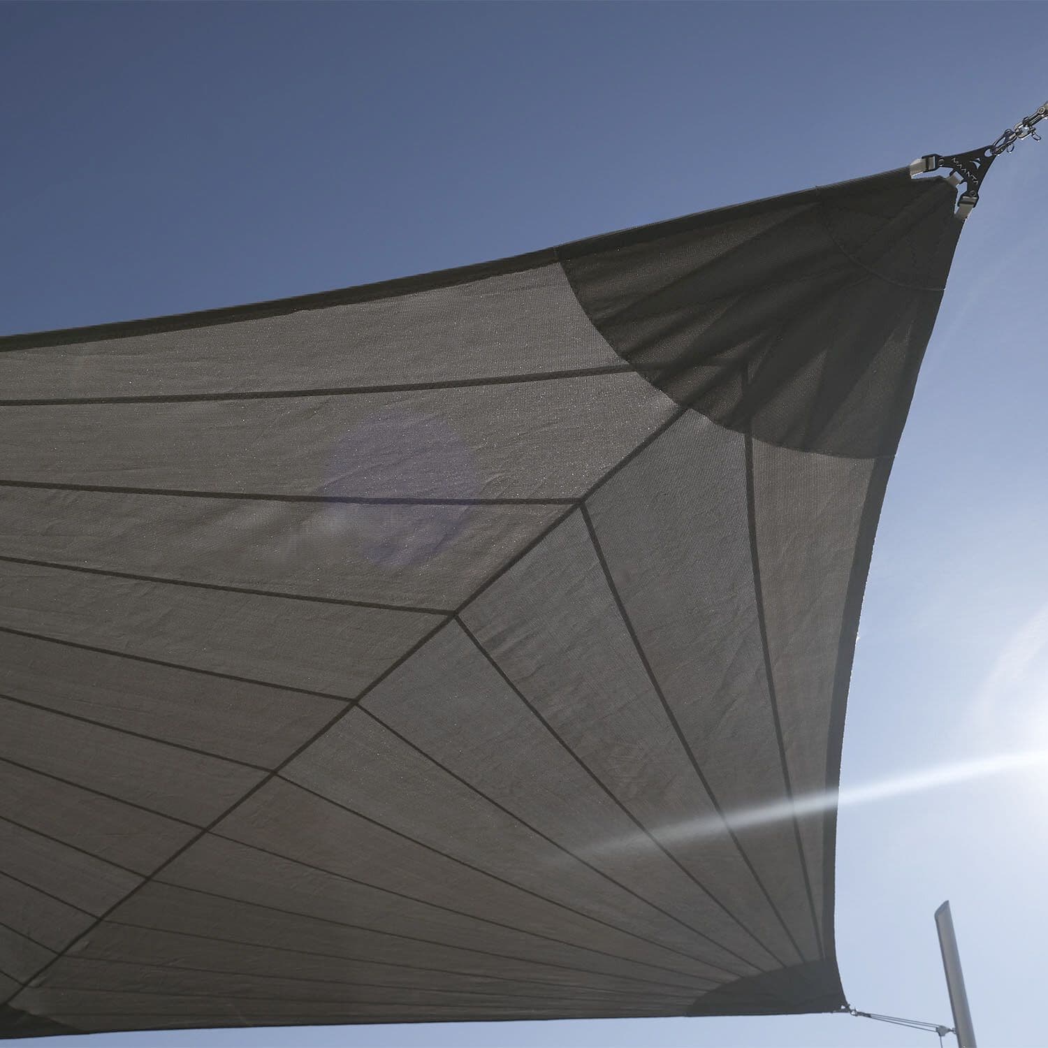Maanta
SOLARIA +PLUS FURL
Polyethylene fibre shade sail