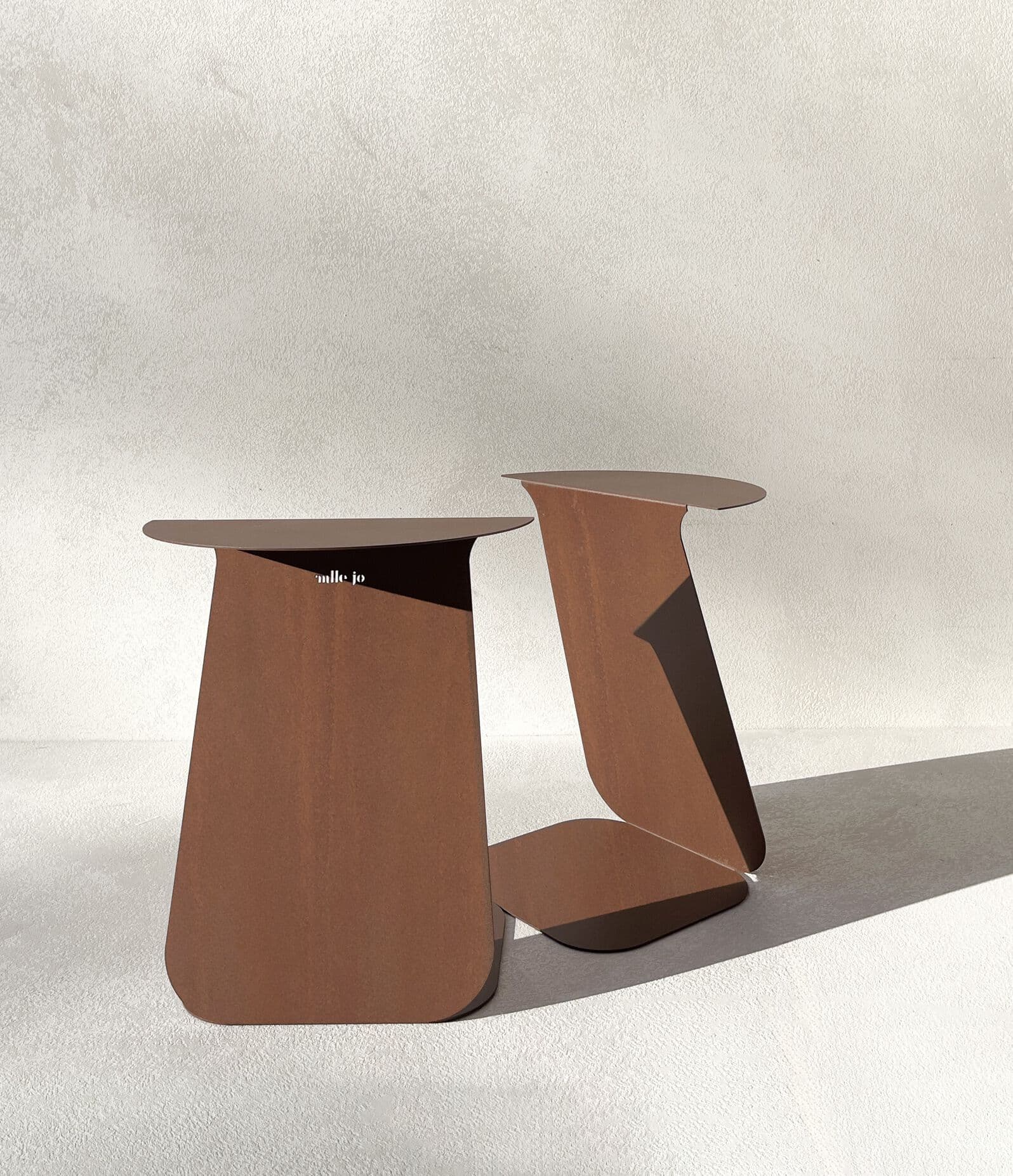 YOUMY - Круглый кофейный столик Corten™