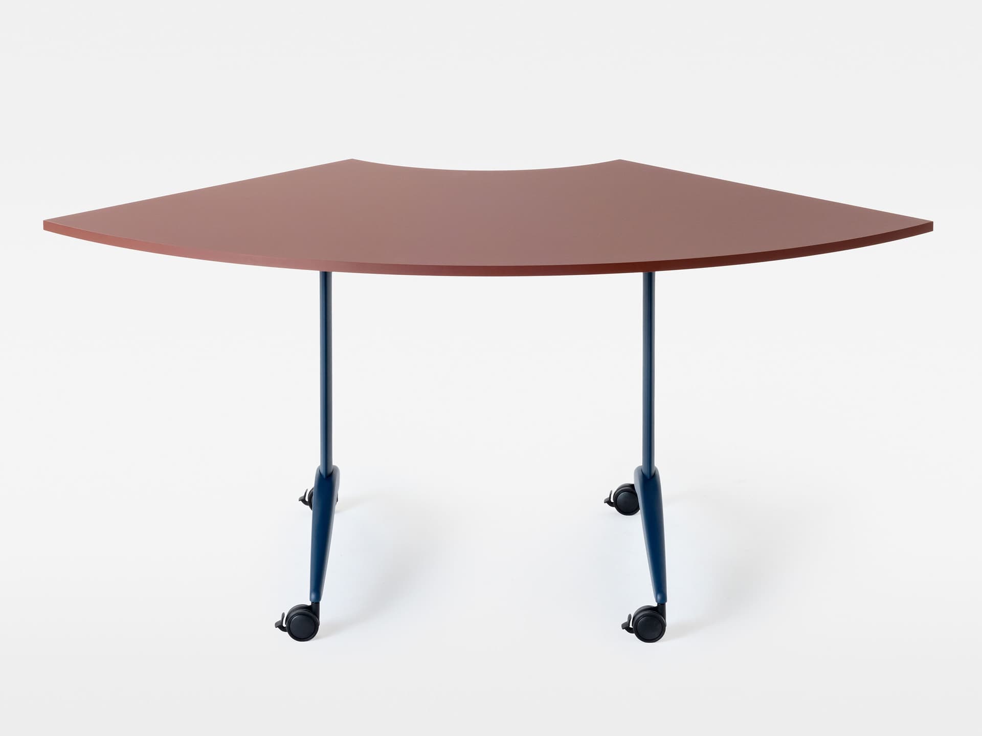Mara
SAVIO TILTING
Workstation desk with flip-top
