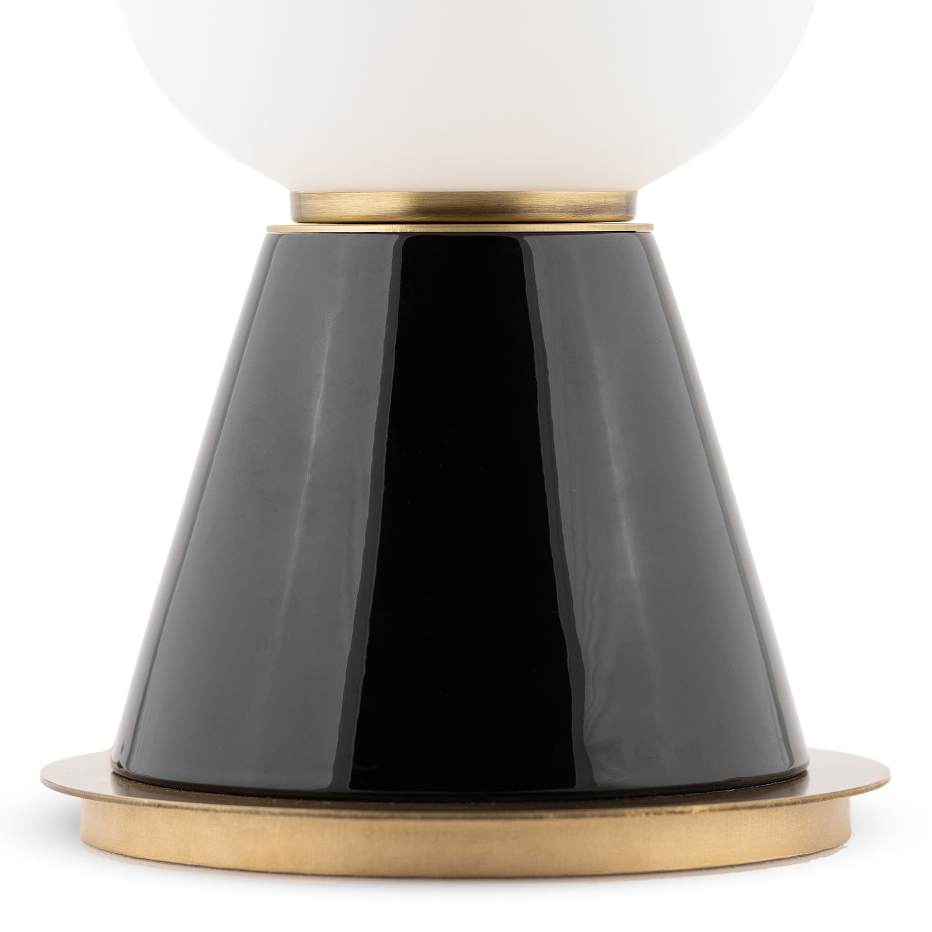 MARIONI
PALM SMALL
LED ceramic table lamp