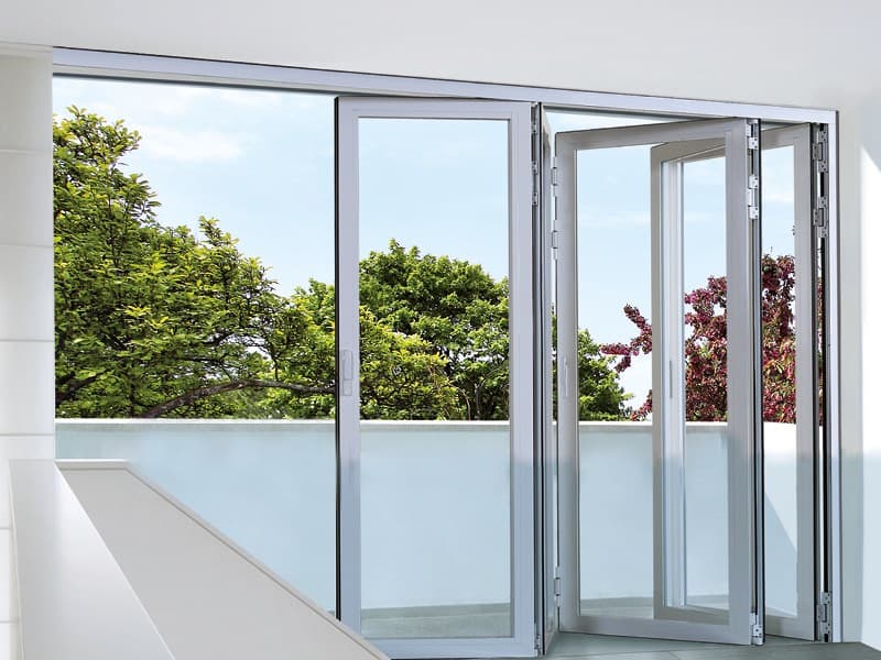 MASTER ITALY
FOLDING LINE
Window fittings