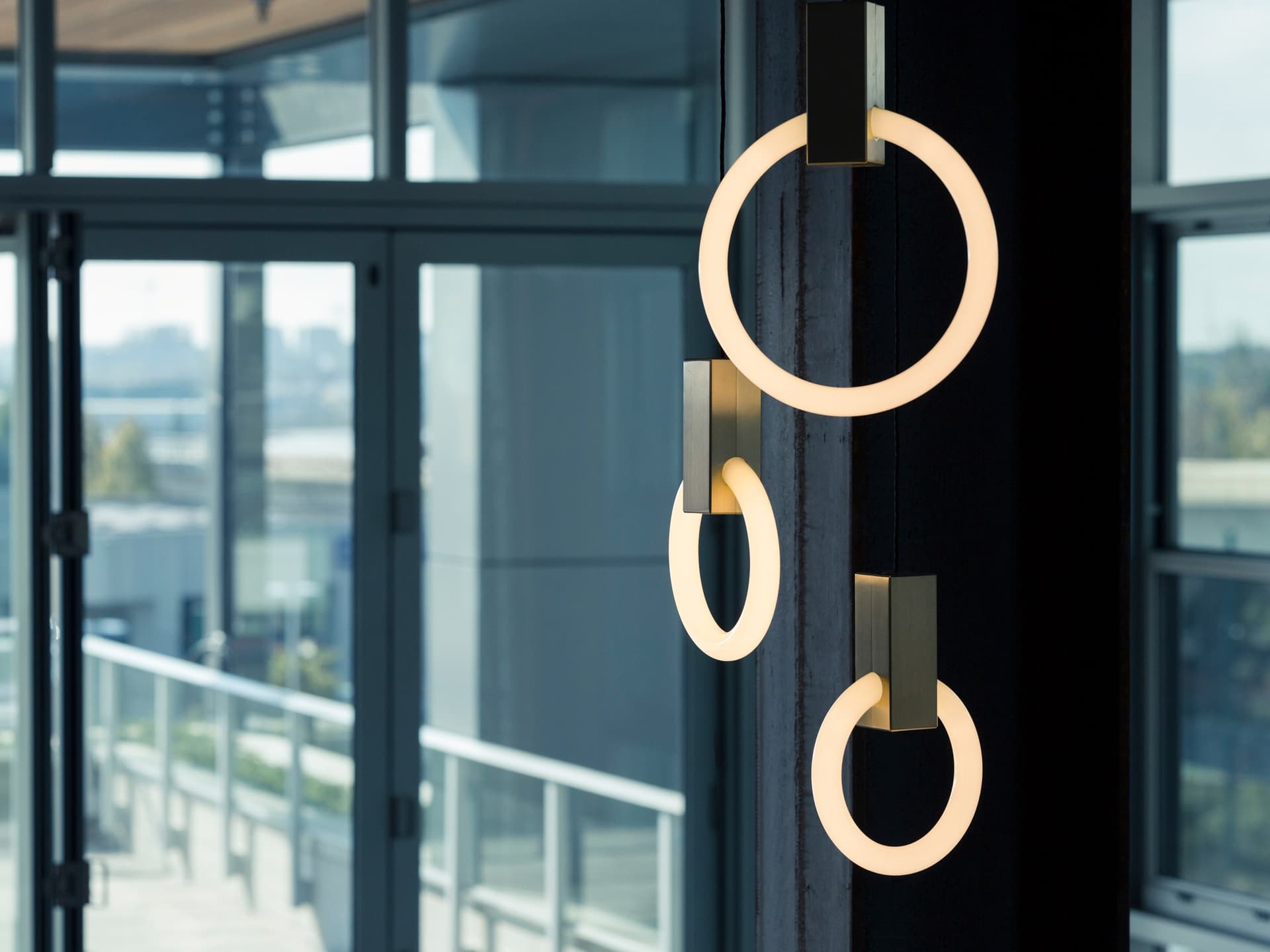 Matthew McCormick
HALO
Pendant lamp