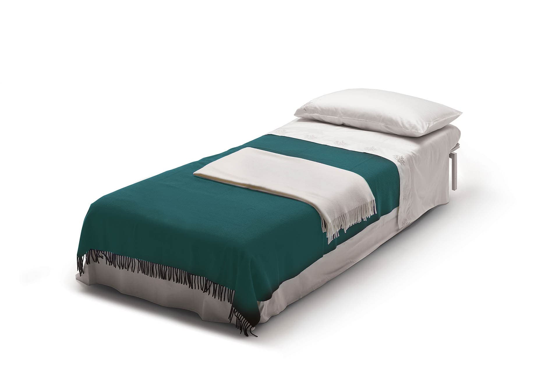 Milano Bedding
DORSEY
Tufted fabric pouf bed