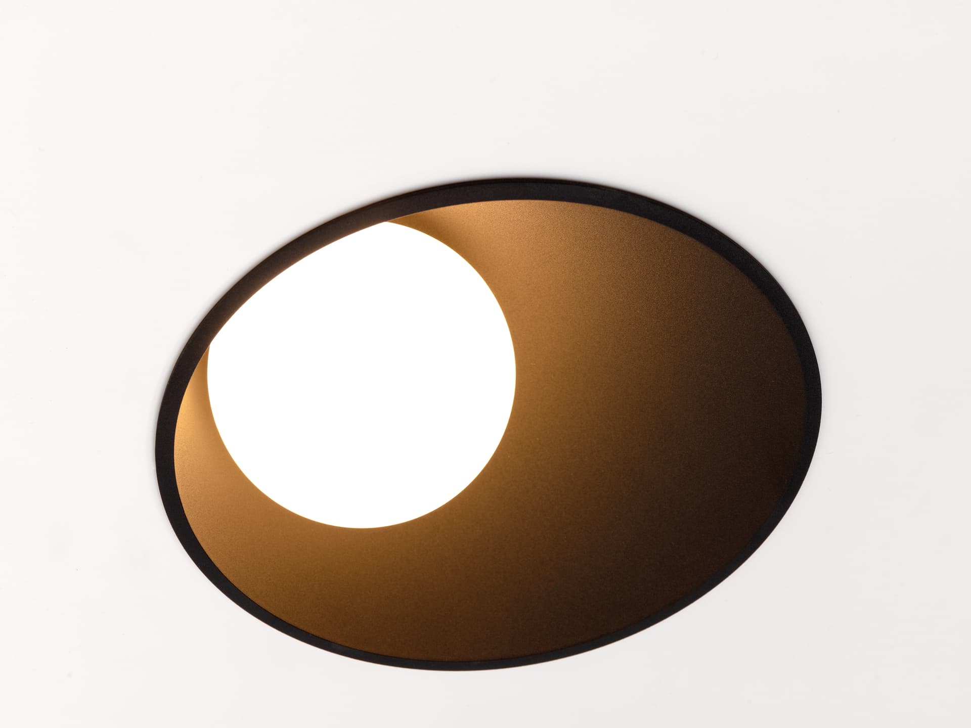 Modular Lighting Instruments
SHELLBY
Recessed LED spotlight