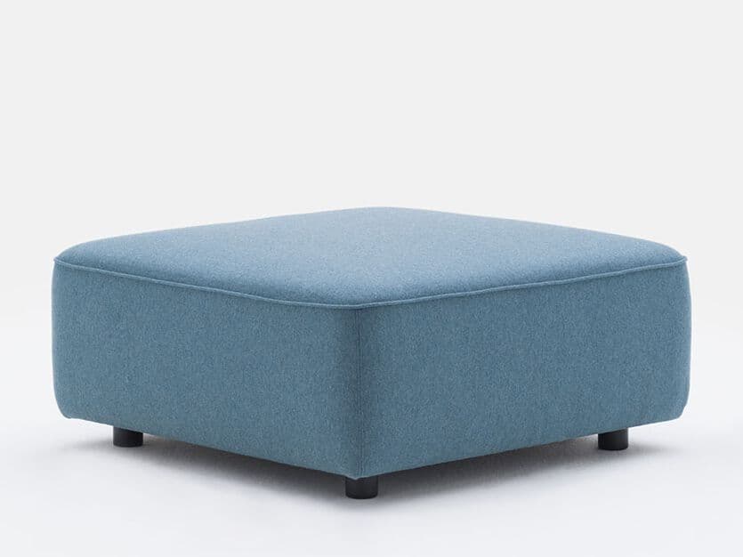 Montbel
CHANEL 5550
Square fabric pouf