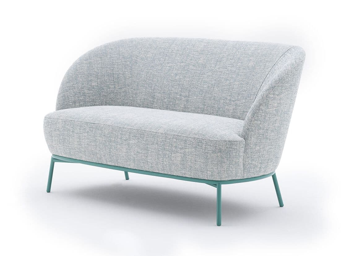 Montbel
ROSE 3951
2 seater fabric sofa