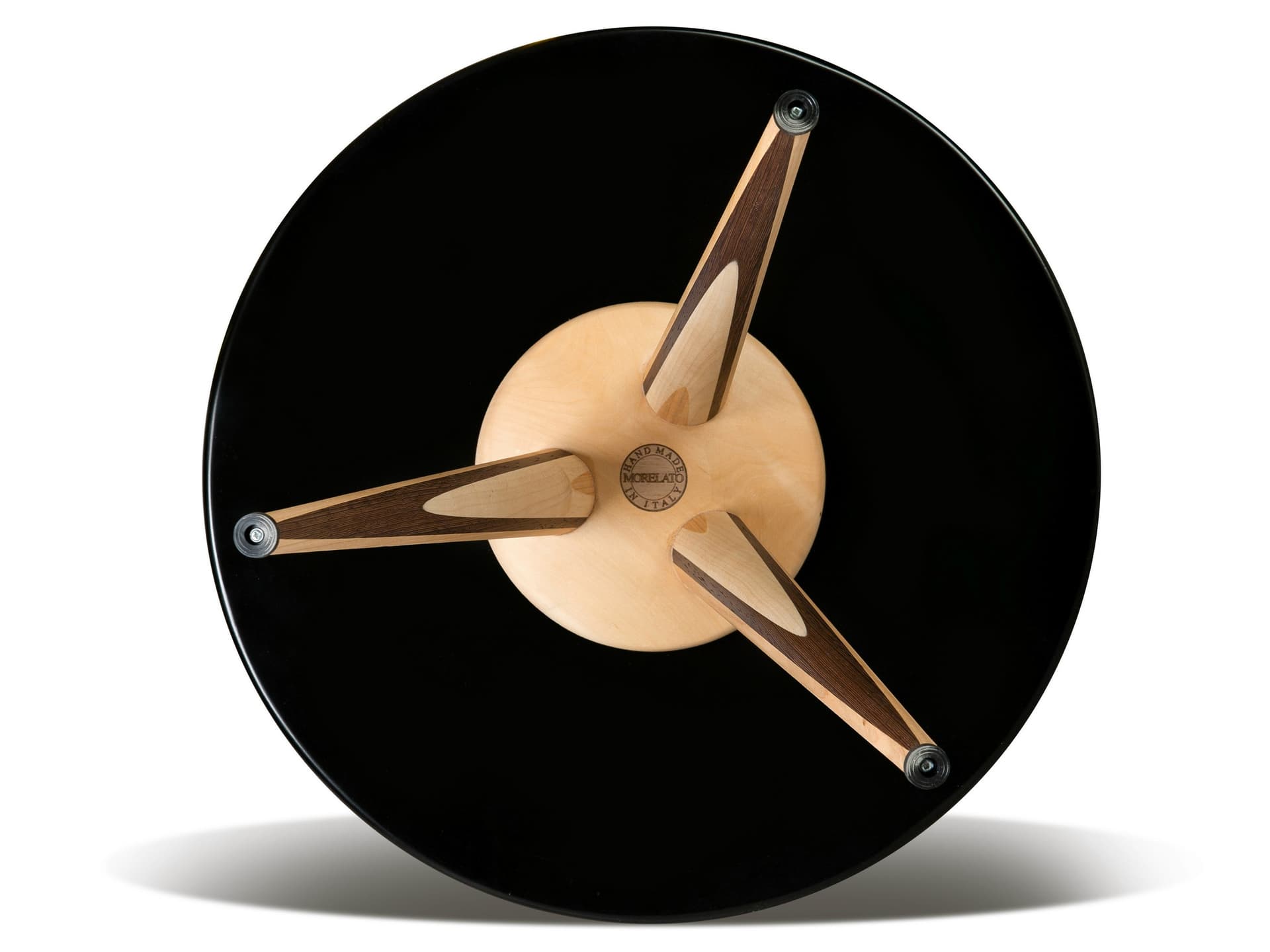 Morelato
CARAMBOLA
Round wooden coffee table