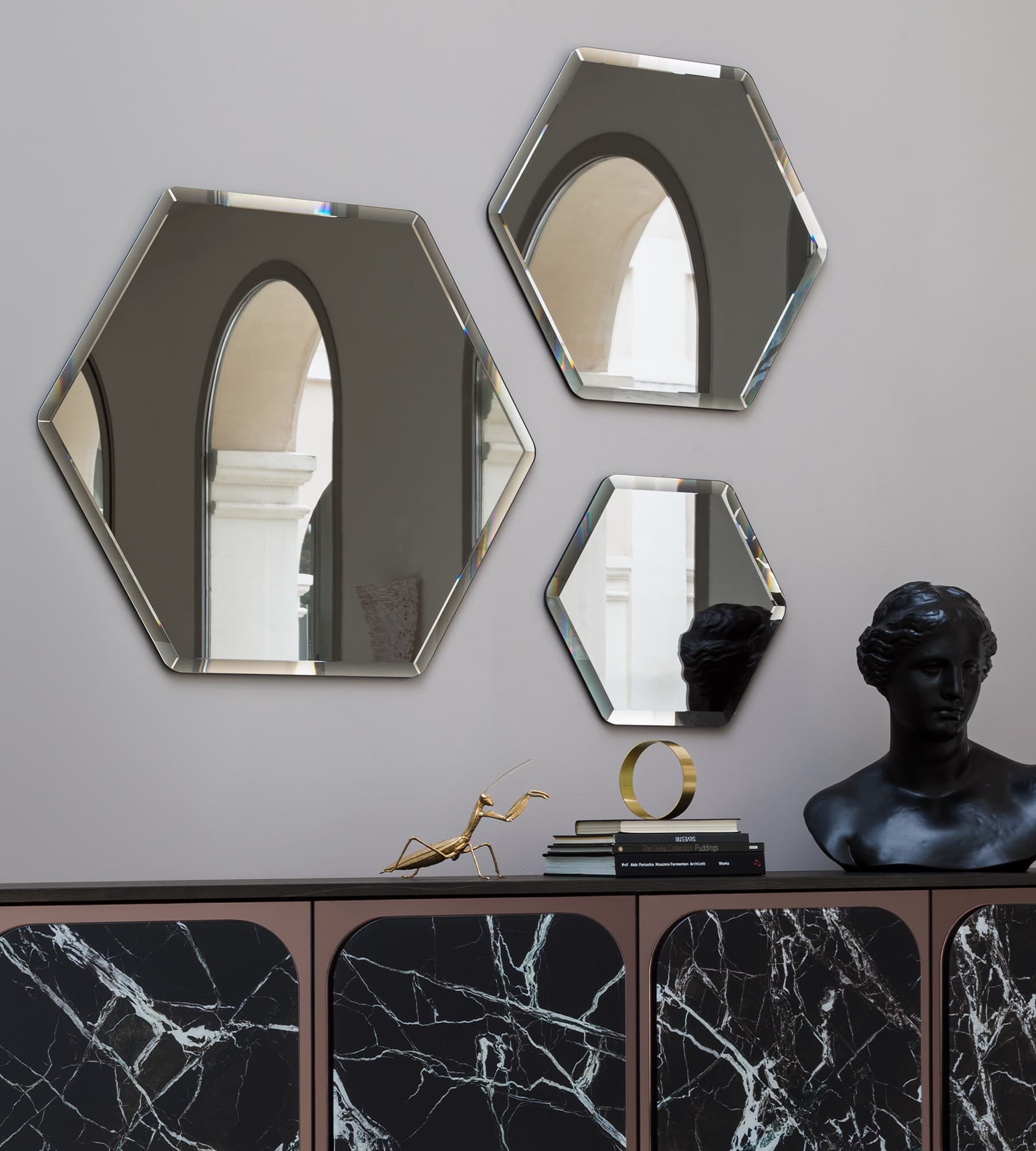 Morica Design
RUBY
Hexagonal wall-mounted mirror