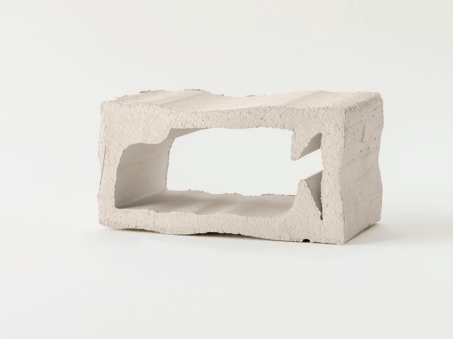 Mutina
BODY CHALK
Three-dimensional terracotta element for partition walls