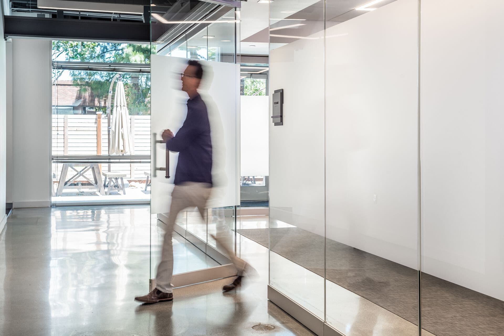 NanaWall
HSW75
Frameless Single Track Sliding System