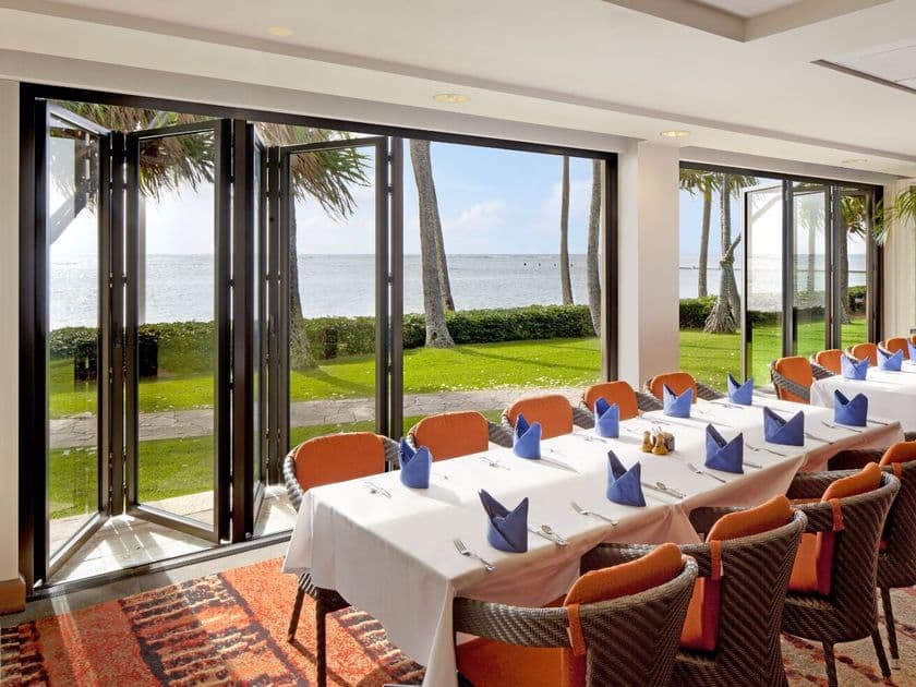 NanaWall
SL73
Hurricane Resistant Aluminum Framed Folding Glass Walls