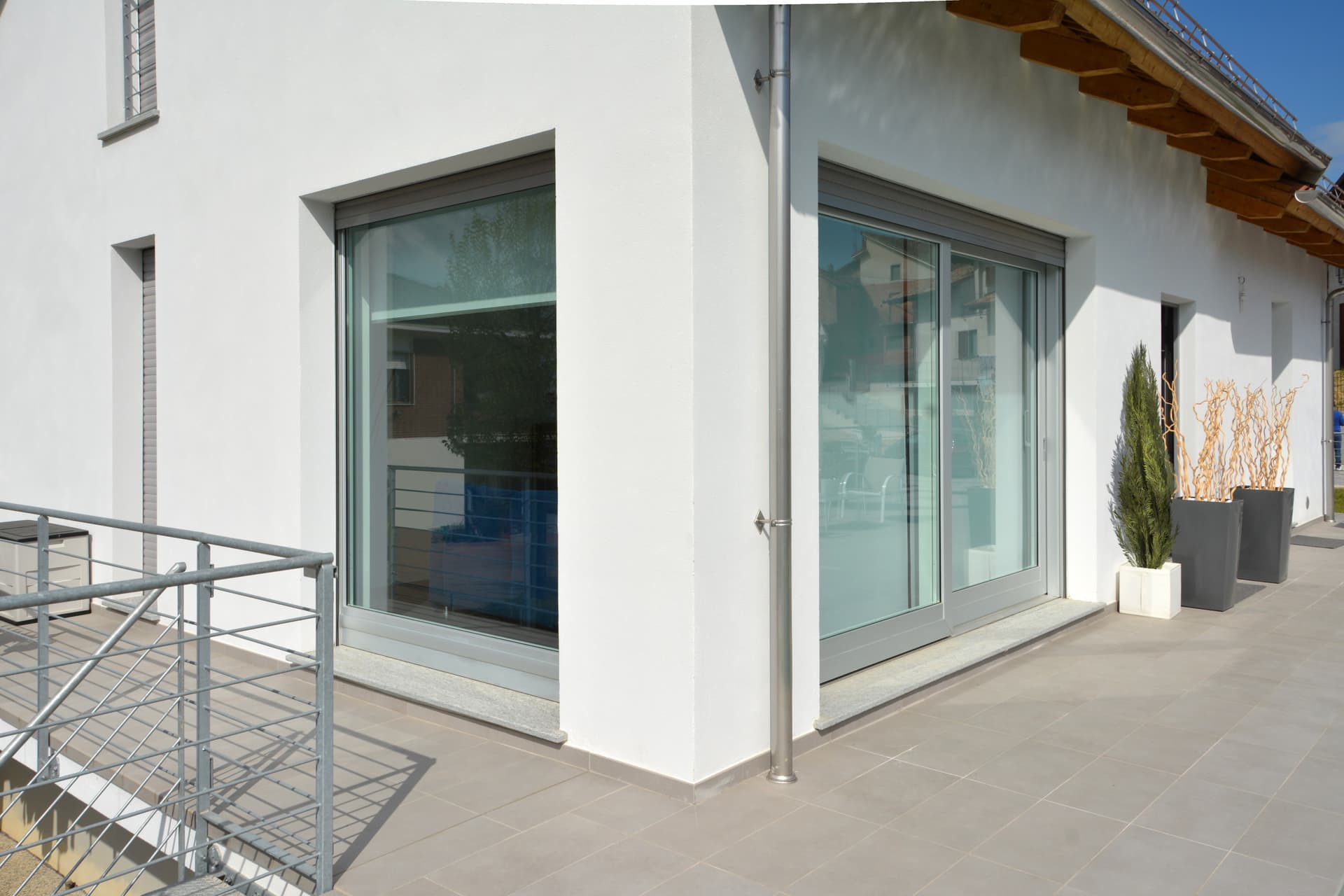 NAVELLO
NEMBO 2.0
Aluminium and wood patio door