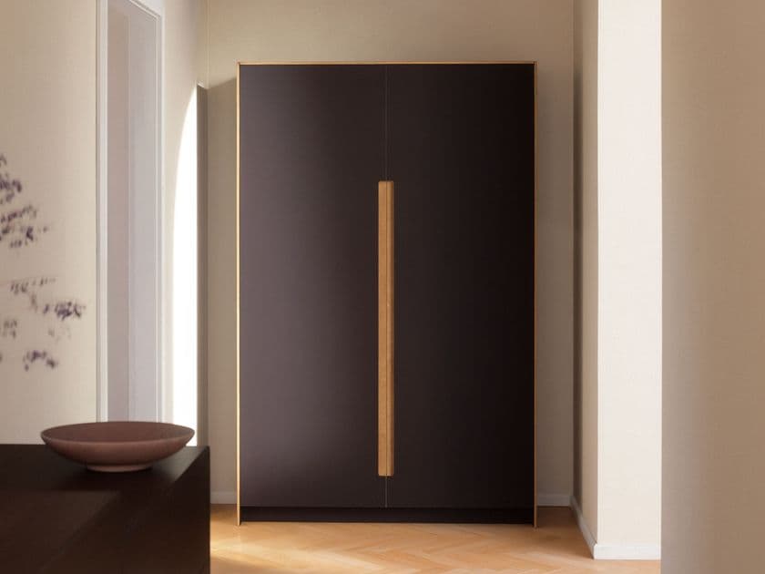 Neuvermoebelt
SMART LINE FURNITURE FC23
Built-in sectional wooden wardrobe