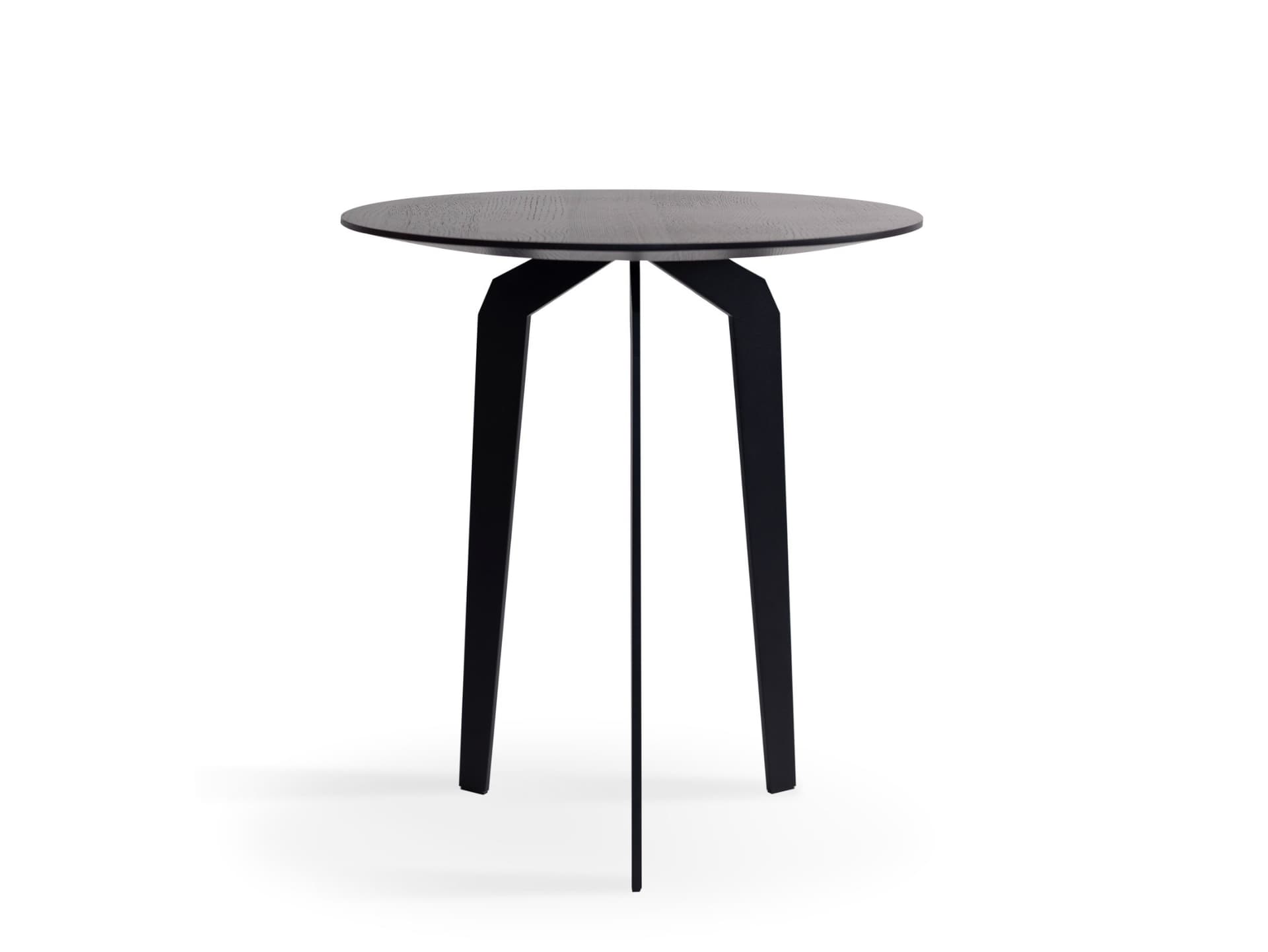 Nobonobo
FEZA
Round oak coffee table