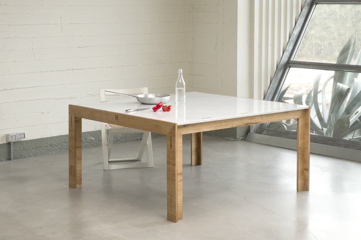 NODOO
NODOO
Square solid wood table