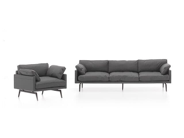 NURUS
TAN
Leather armchair with armrests