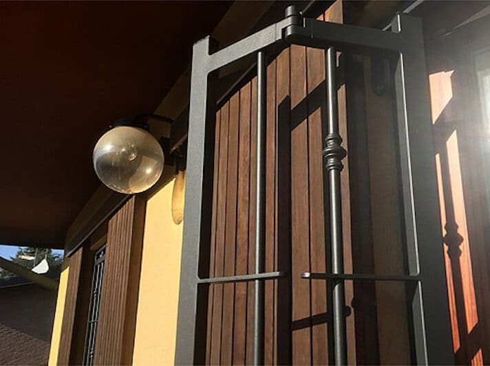 OFFICINE LOCATI - Защитная решетка