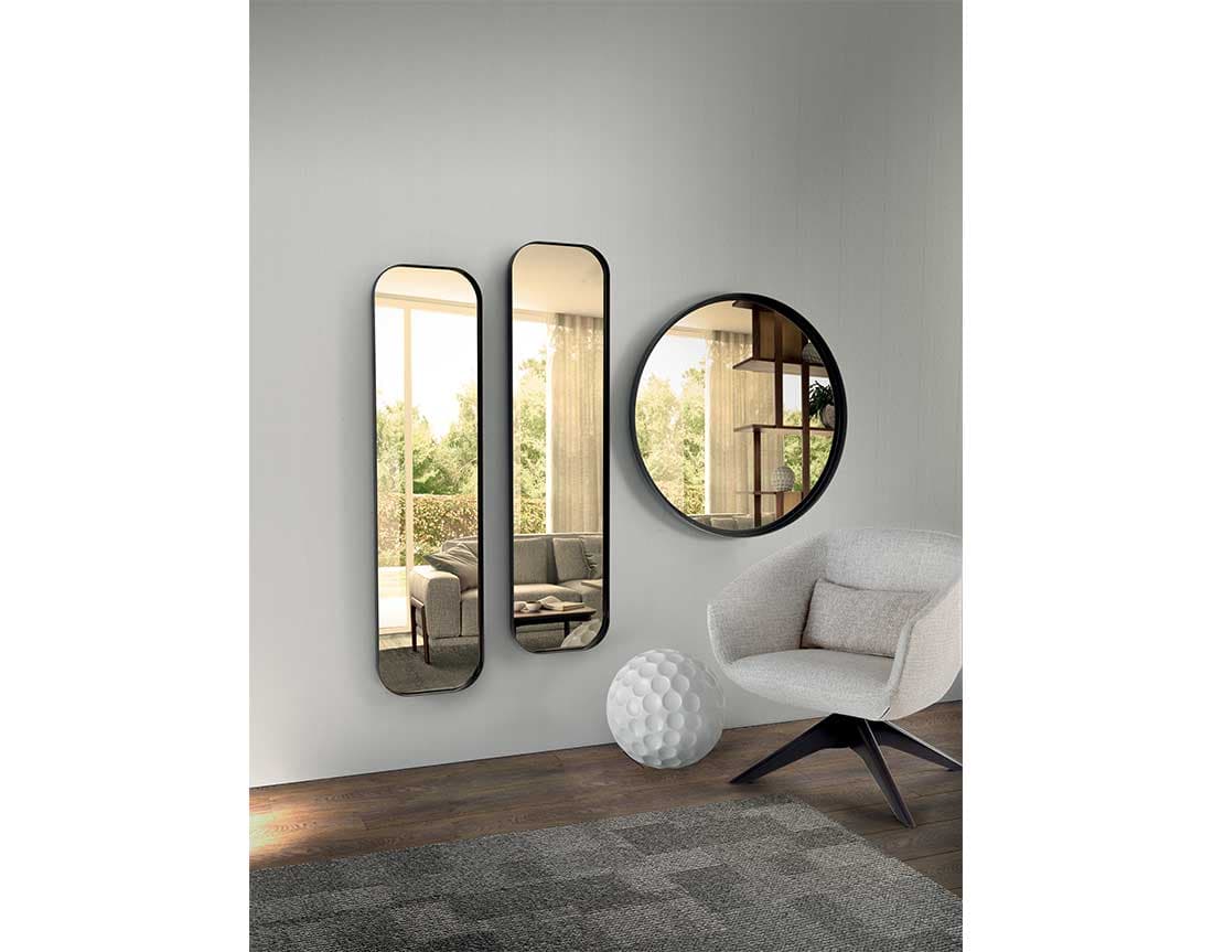 Pacini & Cappellini
RON
Rectangular framed metal mirror