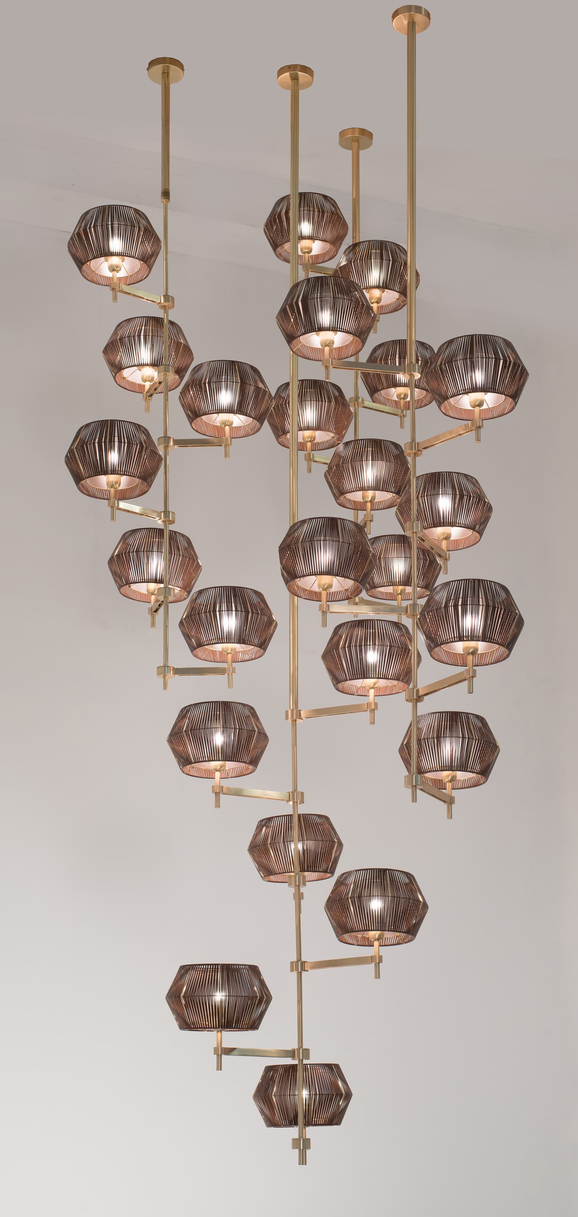 Patrizia Garganti
NOVECENTO EX01
Metal and eco-leather pendant lamp