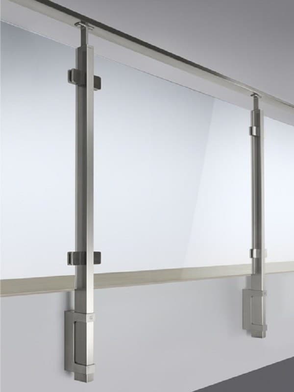 Q-RAILING ITALIA
SQUARE LINE 60x30
Window railing