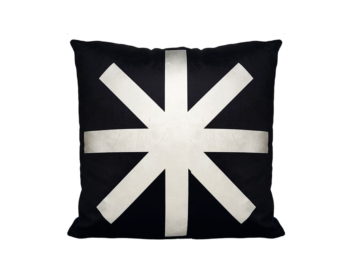 Qeeboo
COOKIE
Square polyester cushion