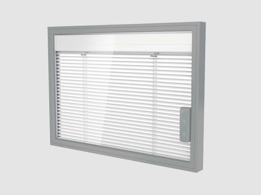 QFORT
DISCRET SCREENLINE
Electric integrated venetian blind