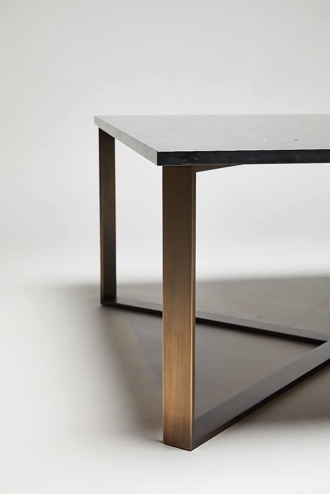 REDA AMALOU DESIGN
MINA
Square Nero Marquina marble coffee table