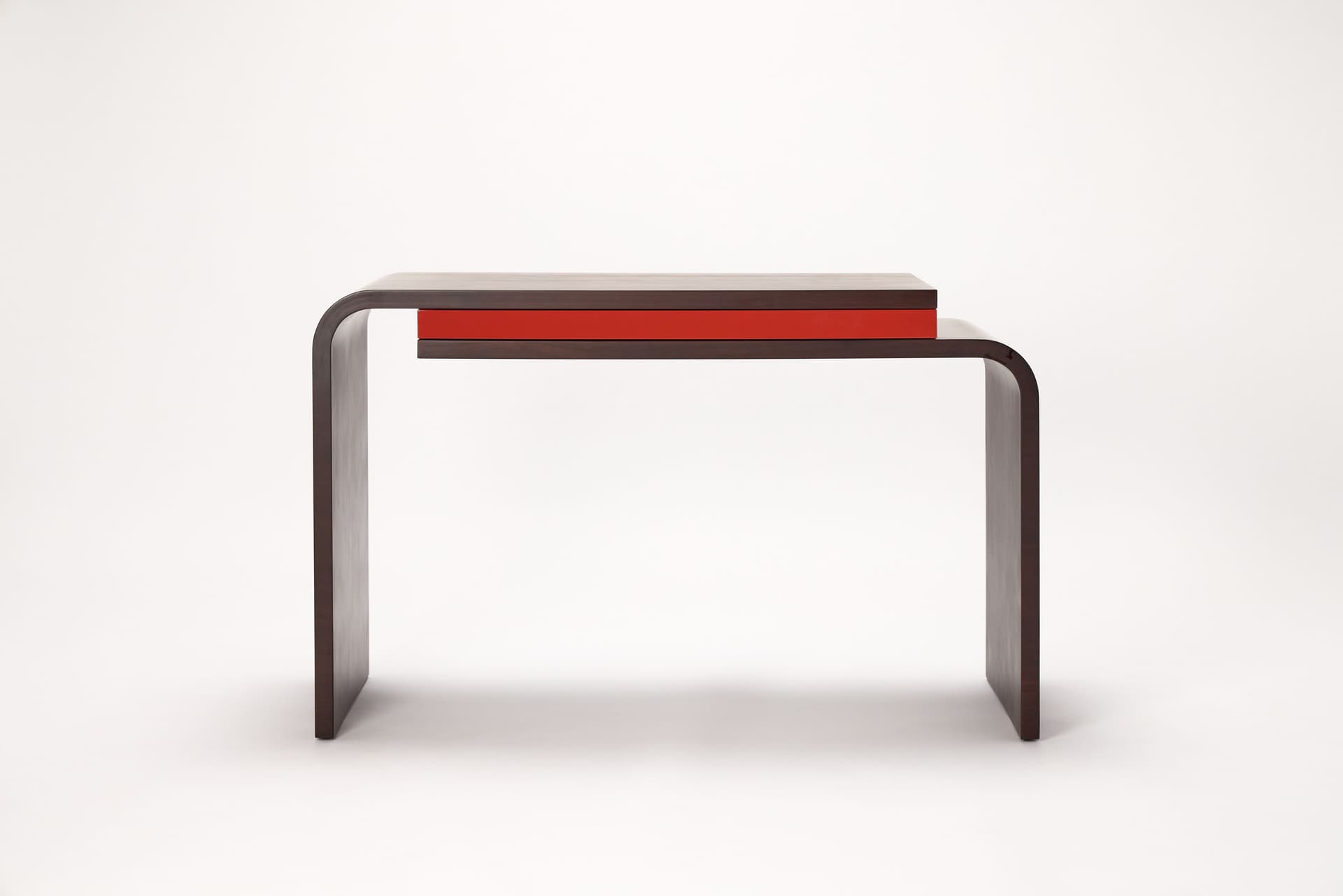 REDA AMALOU DESIGN
SOA
Wooden desk with drawers