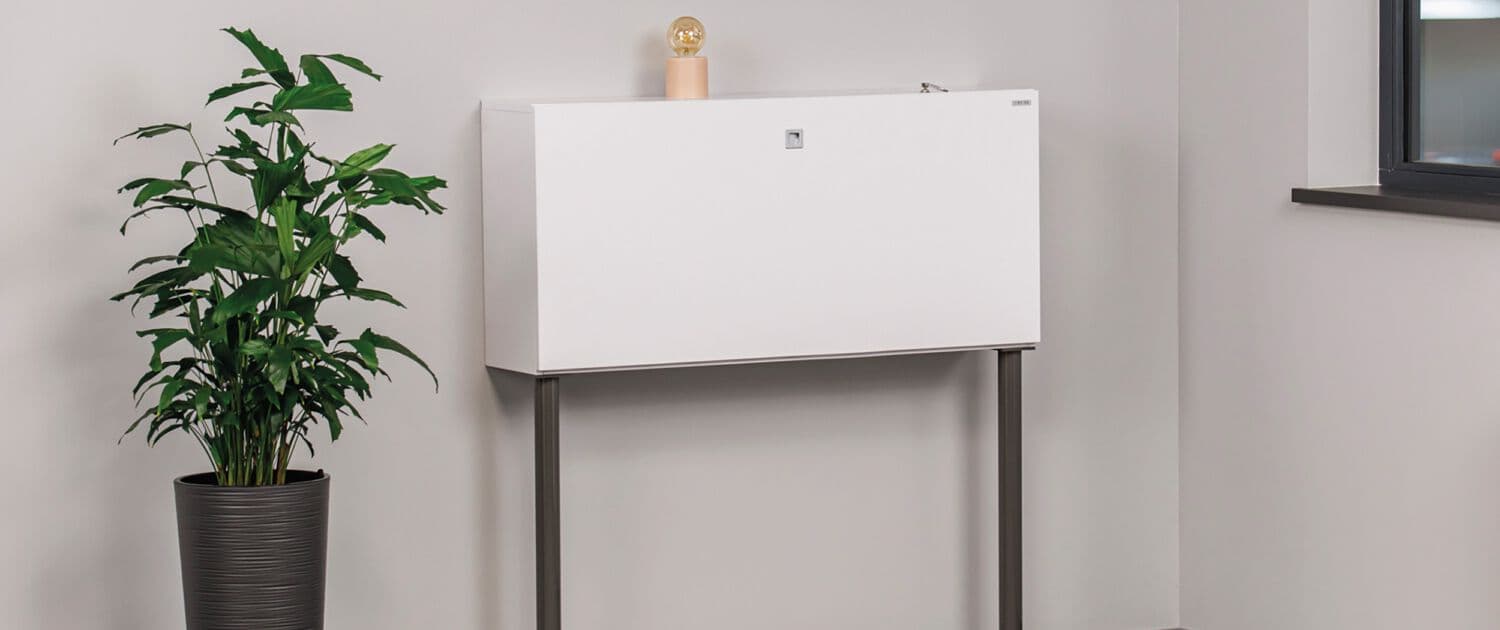 REISS
REISS WALL DESK
Secretary desk with flap doors