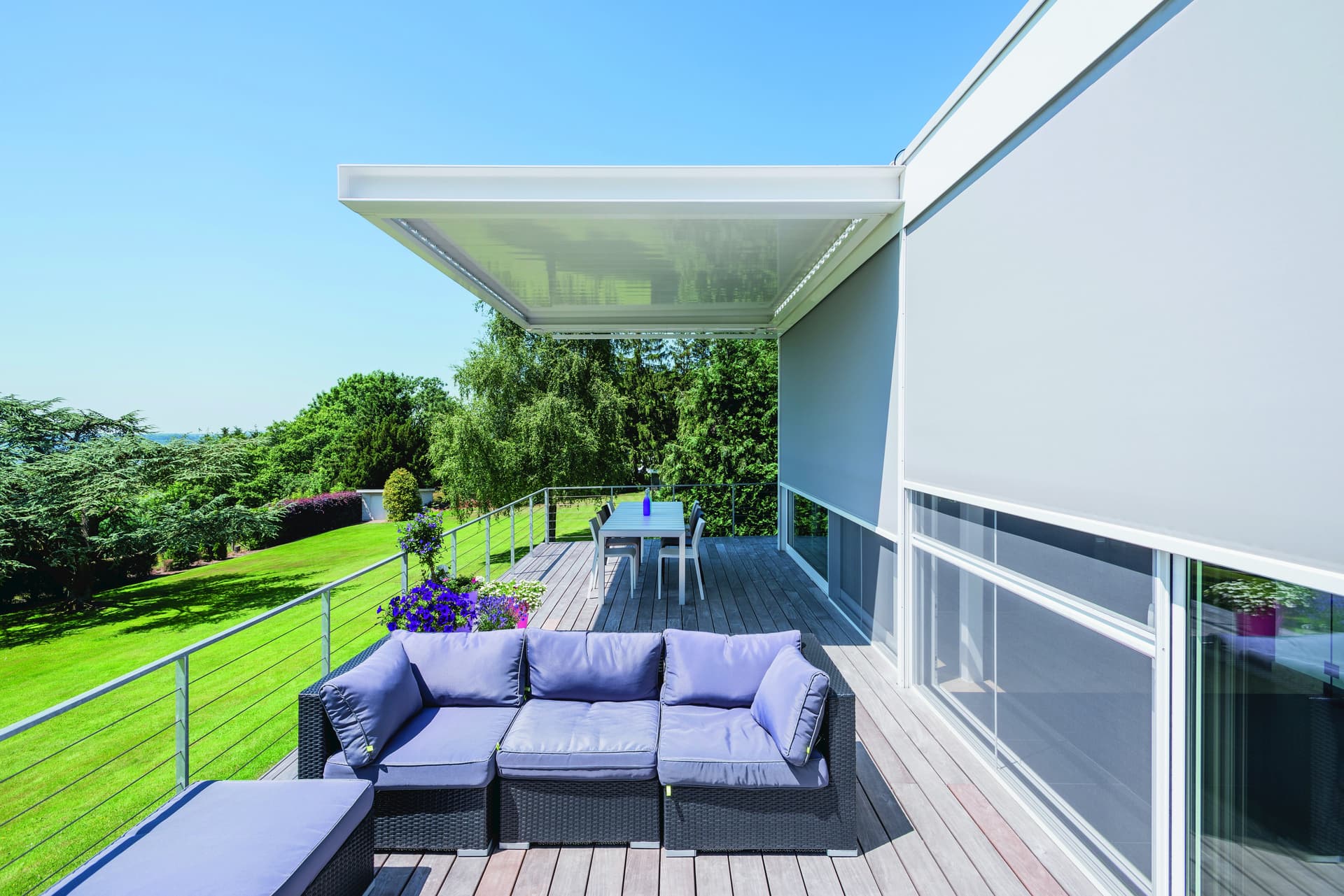 RENSON
AERO®
Motorized pergola with adjustable louvers