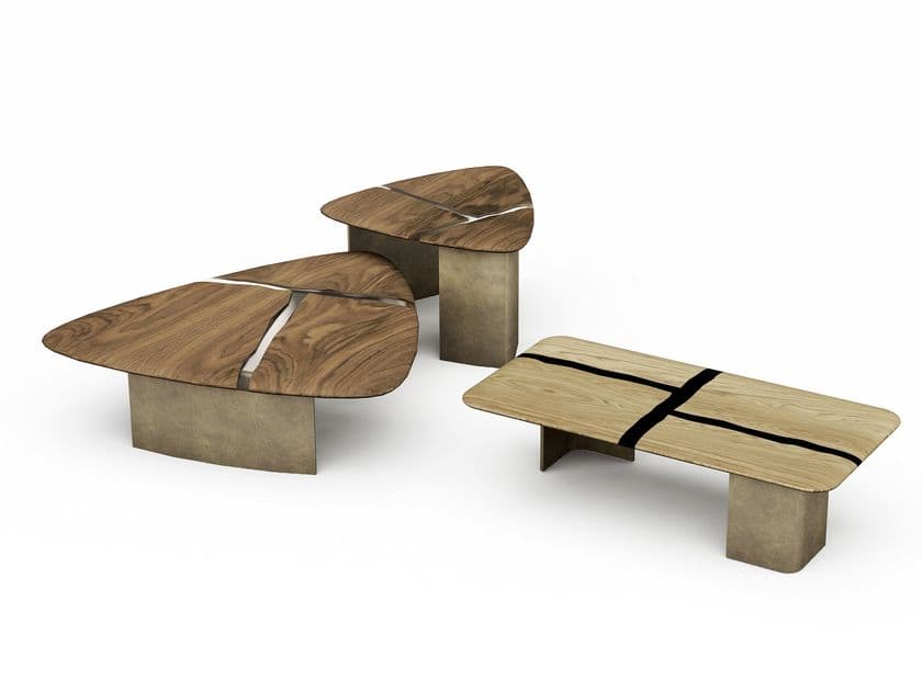 Riva 1920
DELTA
Solid wood coffee table