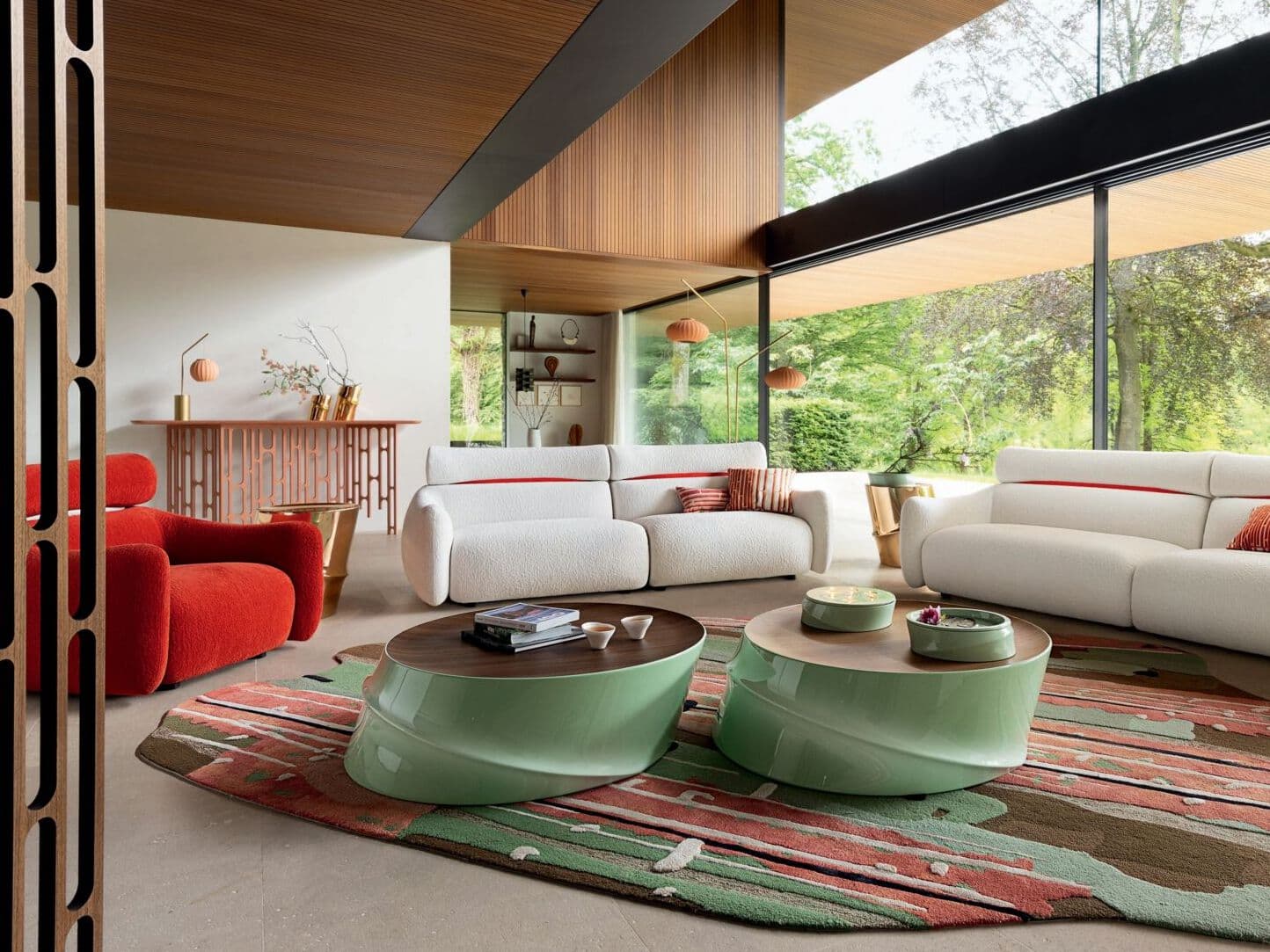 Roche Bobois
BAMBOO MOOD
Round resin central coffee table