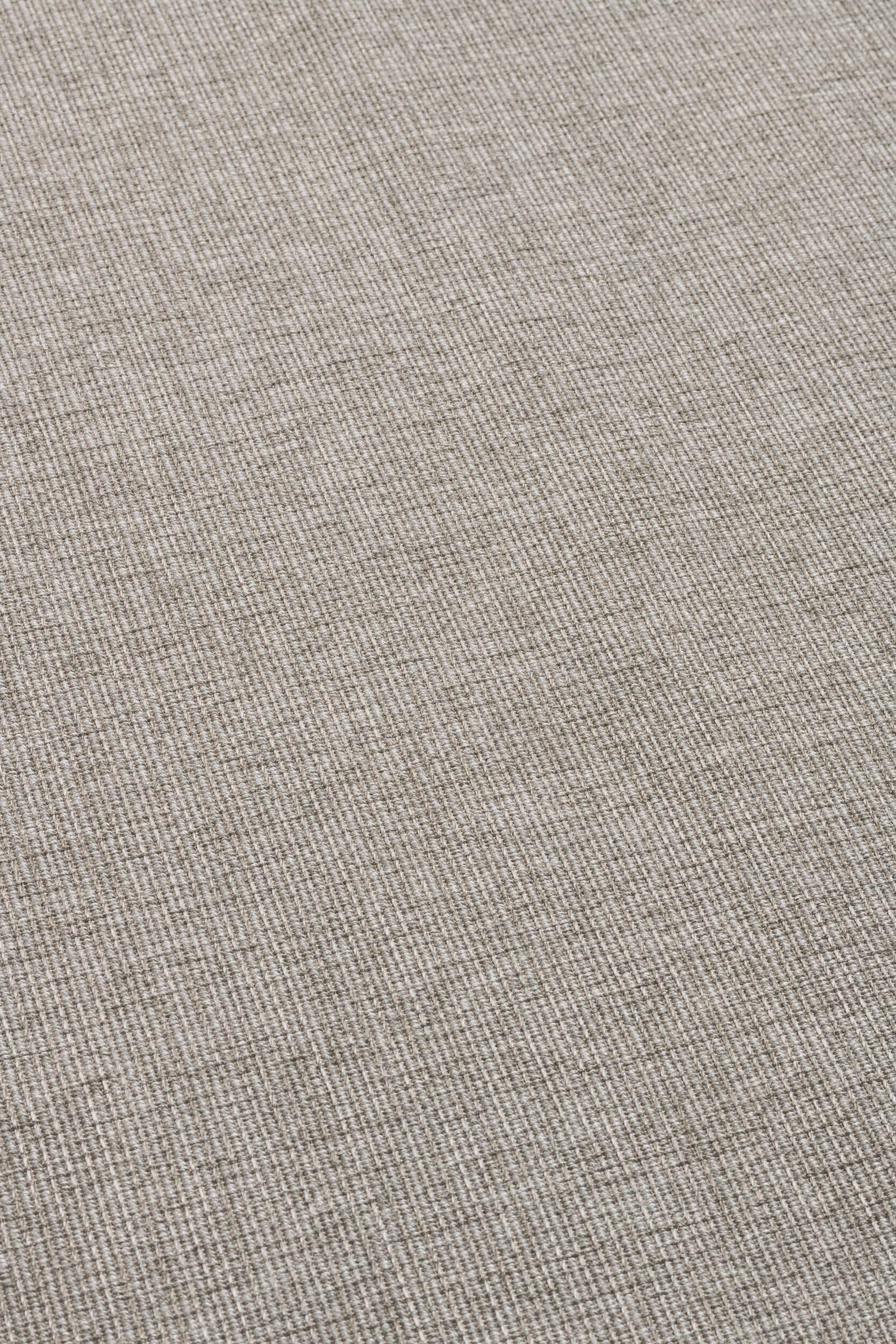 Roolf Living
TRINIDAD
Rectangular solid-color polypropylene outdoor rug
