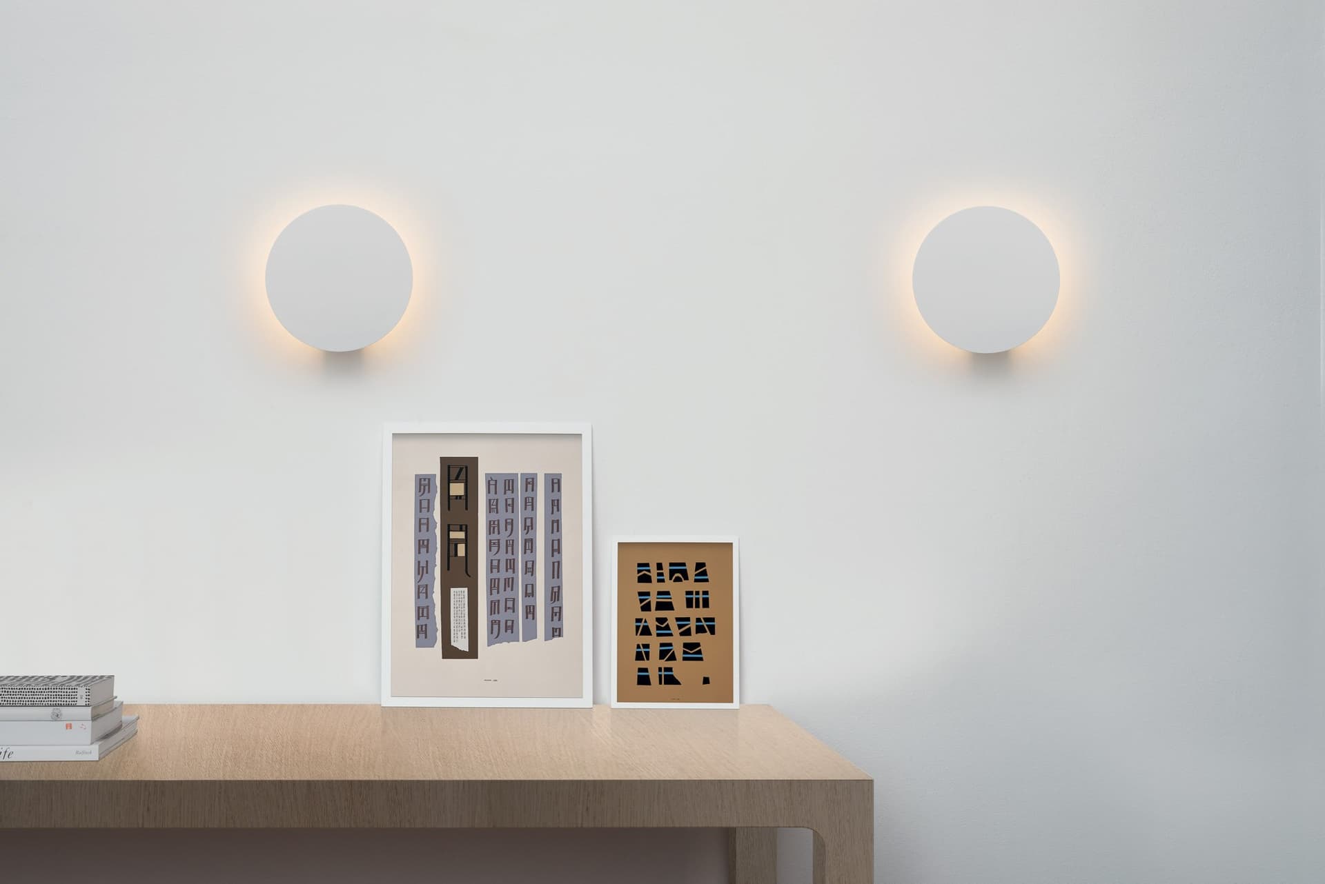 Rotaliana
COLLIDE
Aluminium wall lamp / ceiling lamp