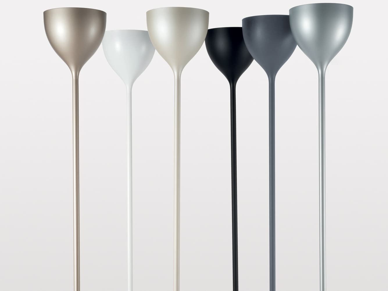Rotaliana
DRINK
LED steel floor lamp