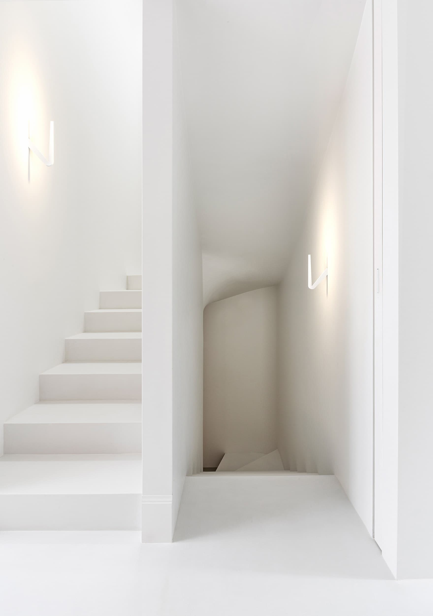 Rotaliana
TICK
LED aluminium wall light