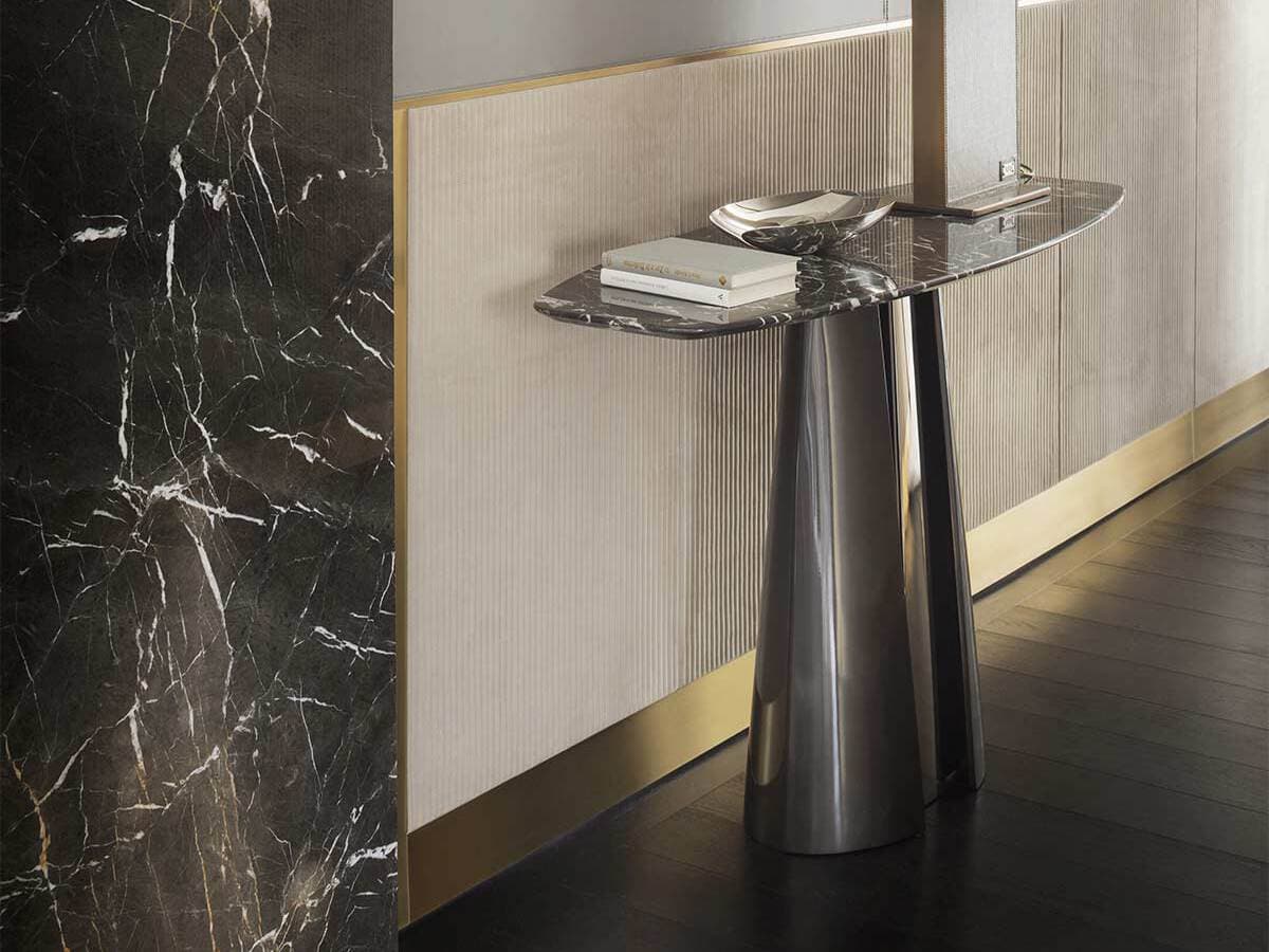 Rugiano
ABSOLUTE
Rectangular marble console table