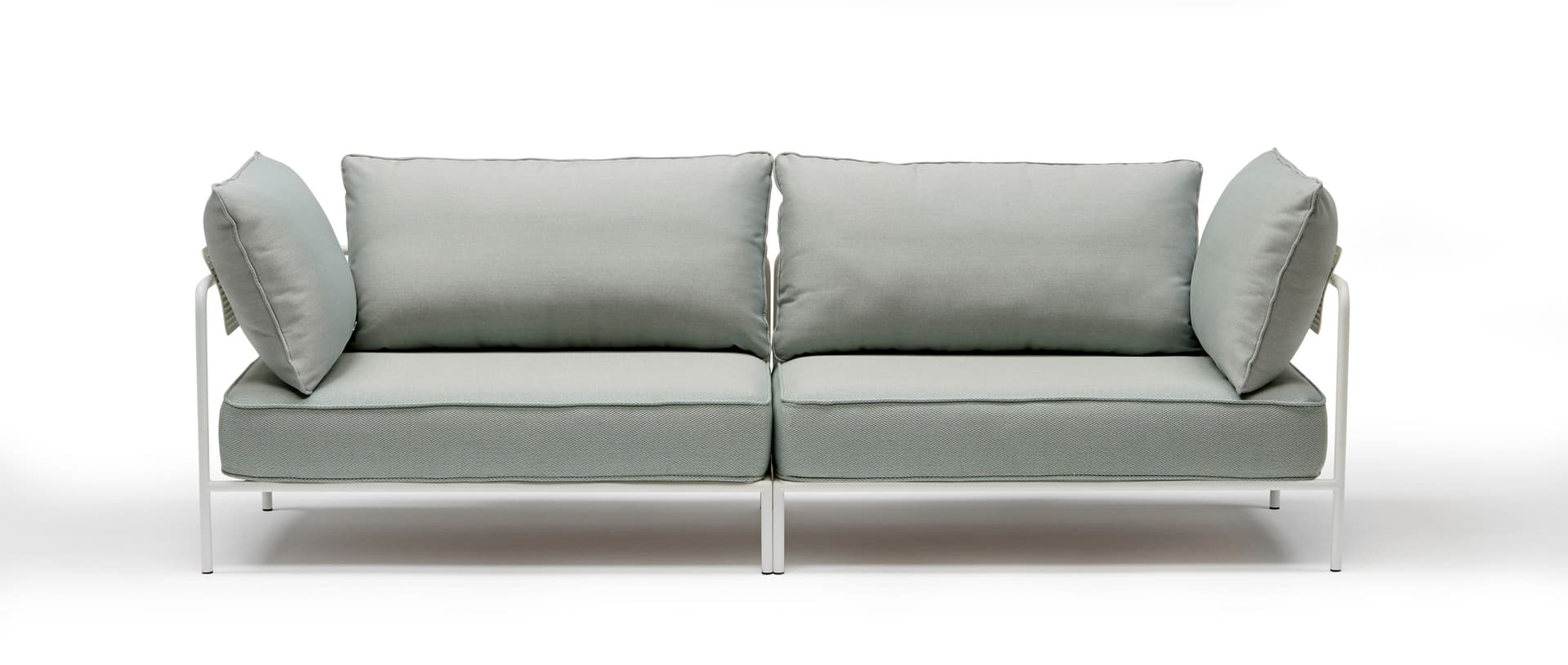 S-CAB
FLAP
Modular 3 seater acrylic garden sofa