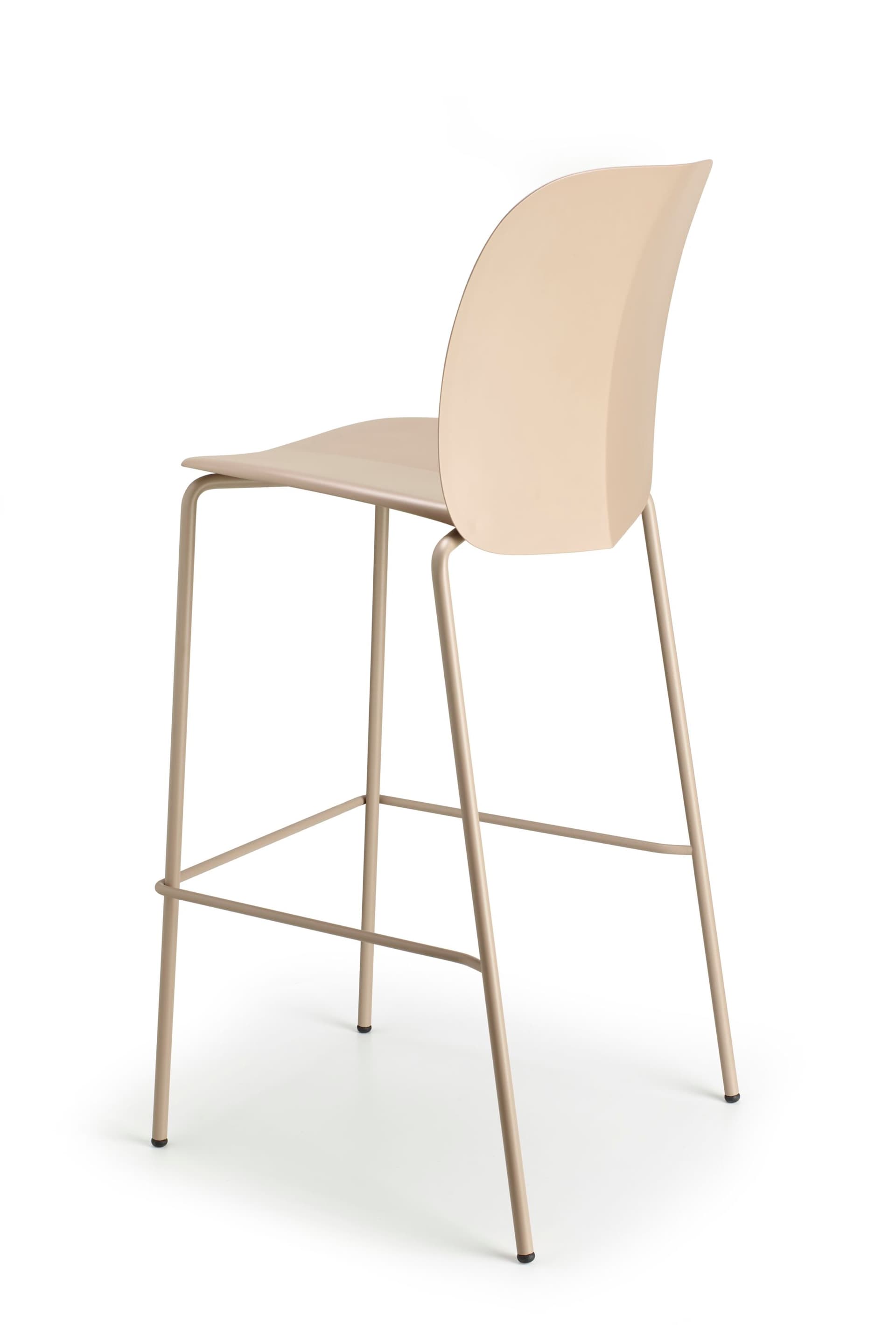 S-CAB
MENTHA
High recycled plastic stool with footrest