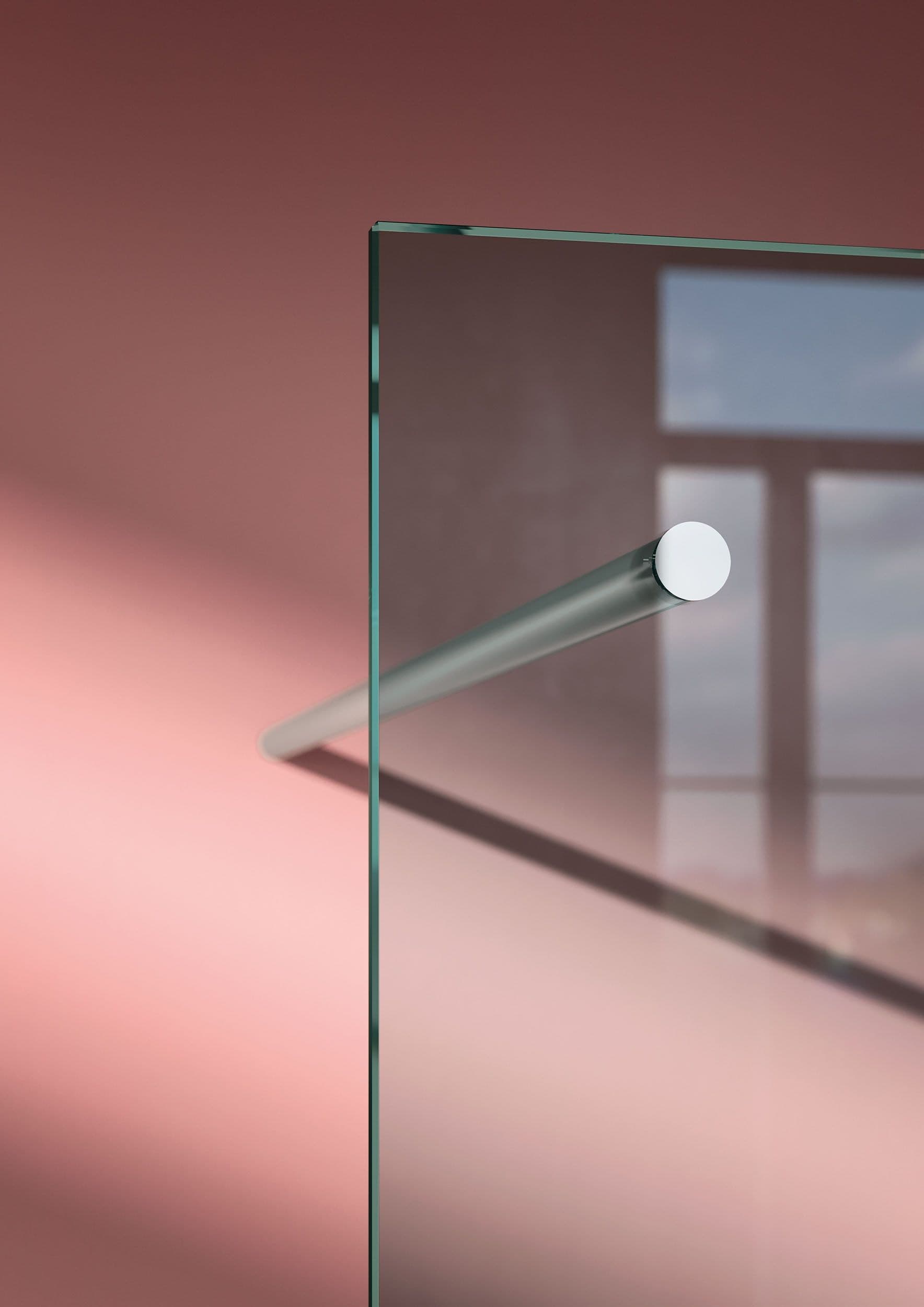 Samo
OPEN
Walk-in shower screen in tempered glass