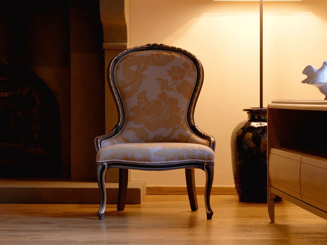 Savio Firmino
3025
Fabric easy chair